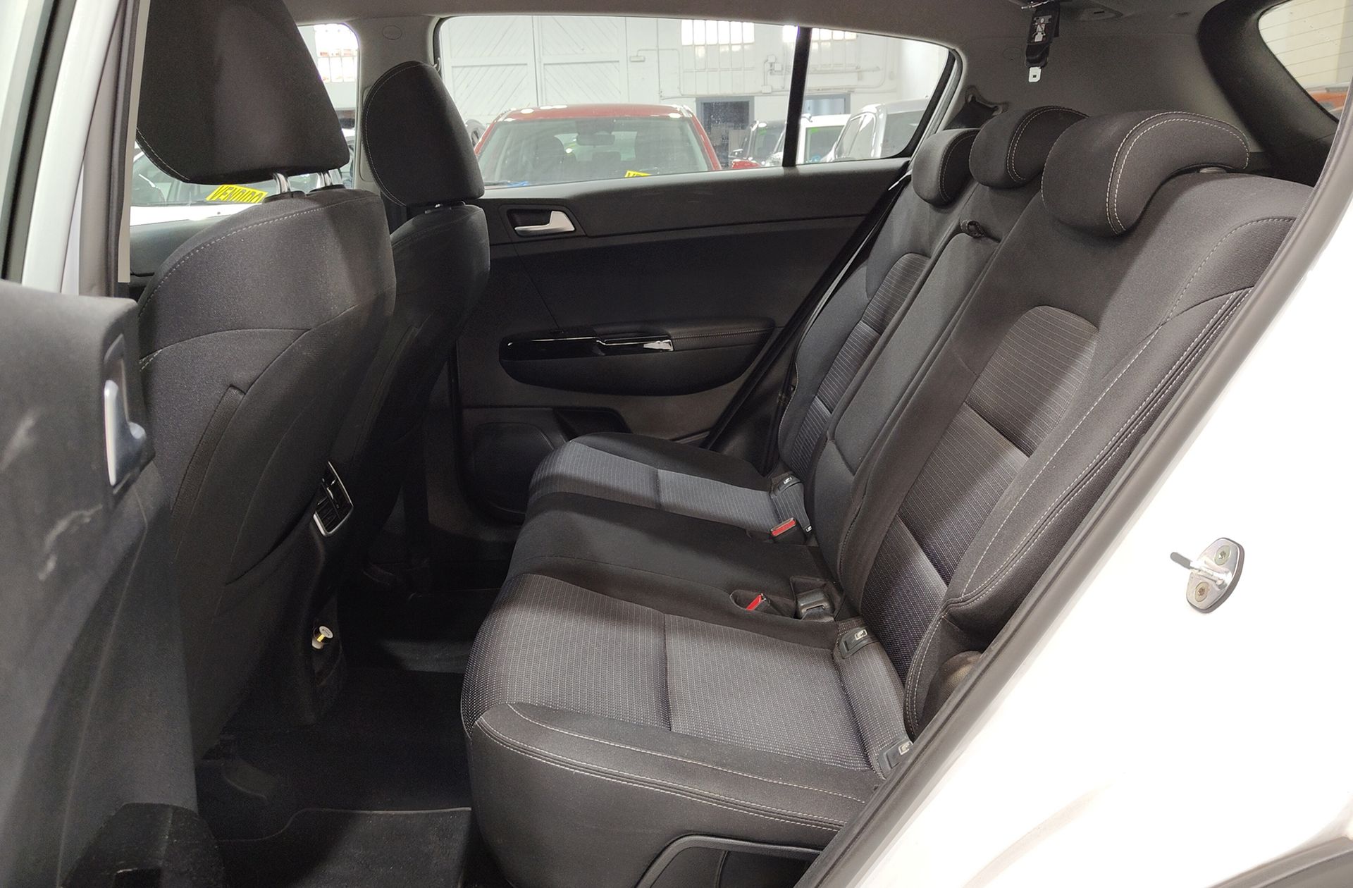 Kia Sportage 1.6 GDi Drive 4x2 - foto 12