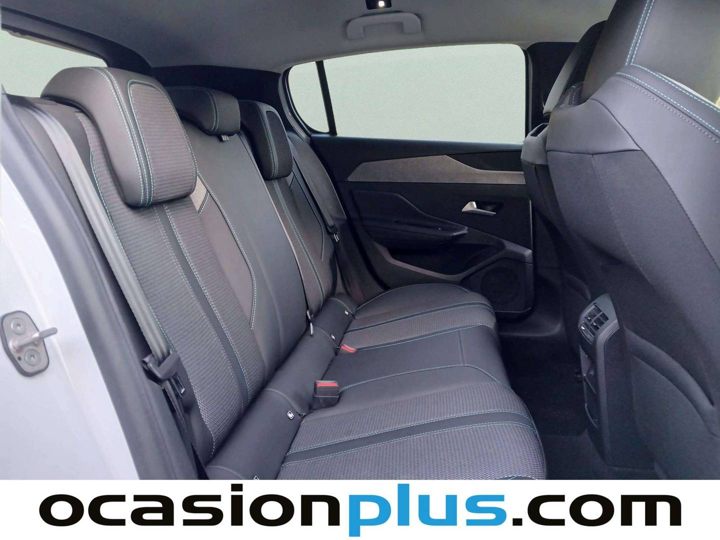 Foto Peugeot 308 Peugeot 308 Allure Hybrid eDCS6 (145 CV)