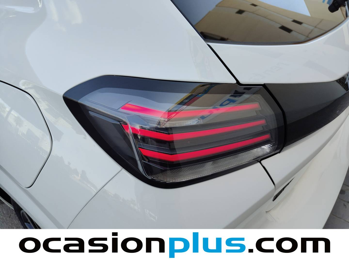 Foto Peugeot 208 Peugeot 208 Allure Hybrid eDCS6 (100 CV)