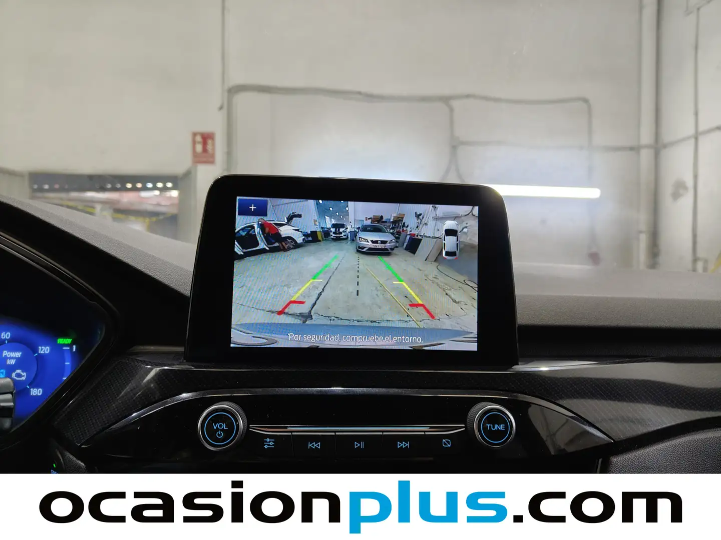 Foto Ford Kuga Ford Kuga 2.5 Duratec PHEV ST-Line Auto  (225 CV)