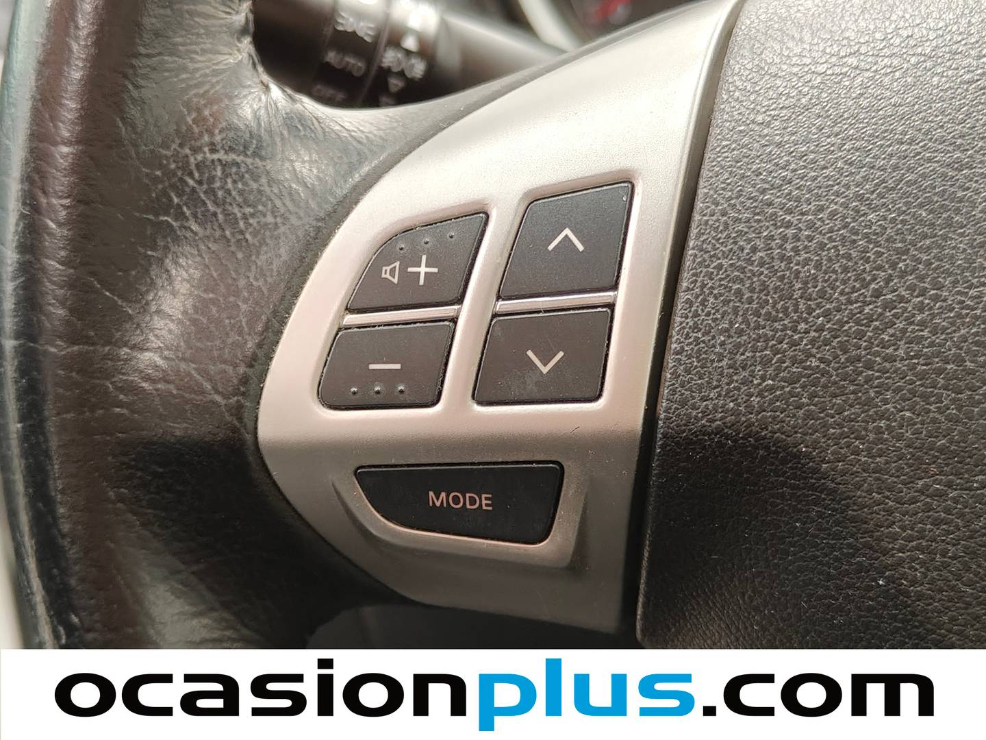 Equipamiento del Mitsubishi Lancer Mitsubishi Lancer SPORTBACK 1.5 MIVEC Invite (109 CV)