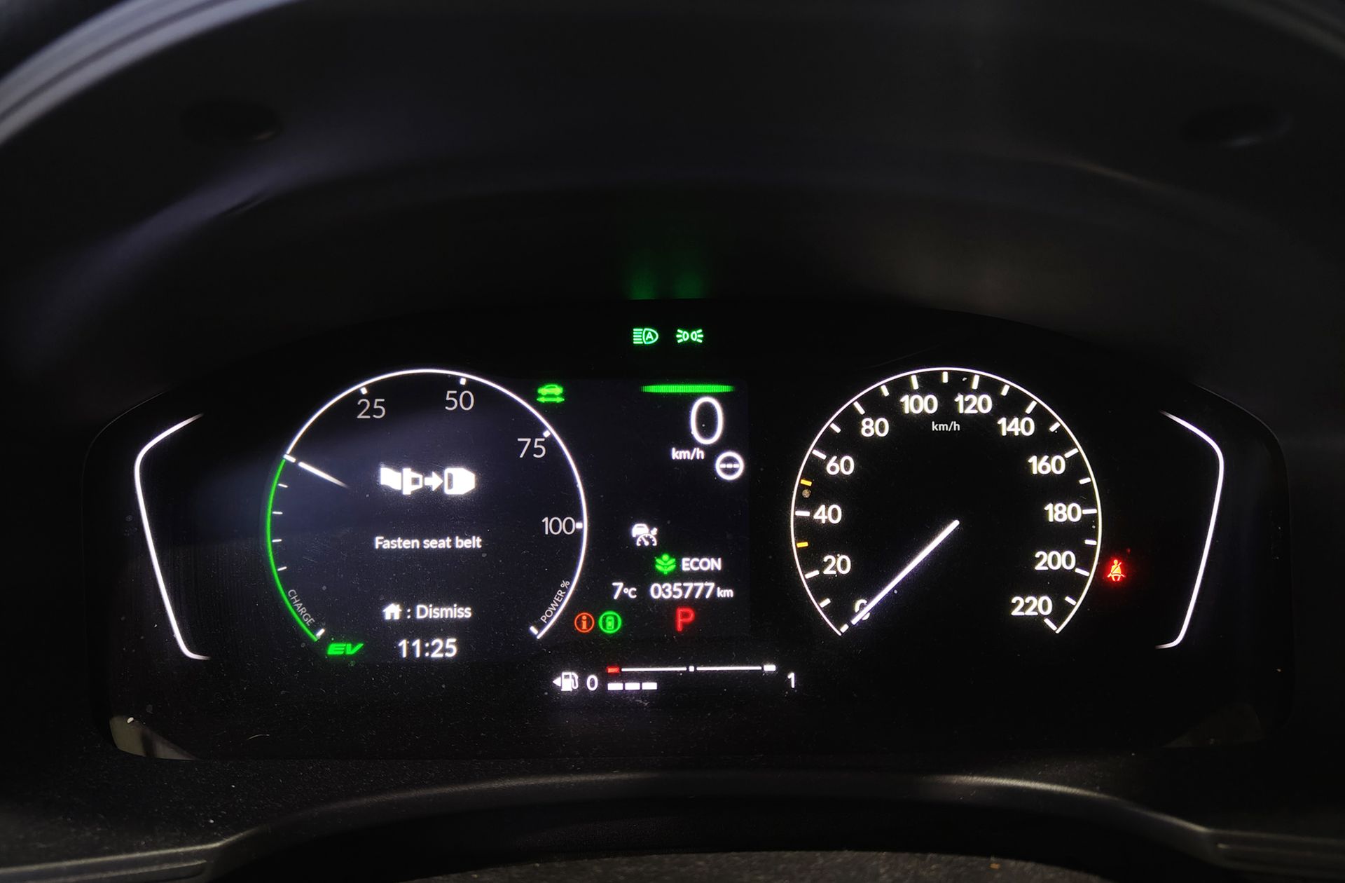 Honda Civic 2.0 i-MMD Elegance CVT - foto 26