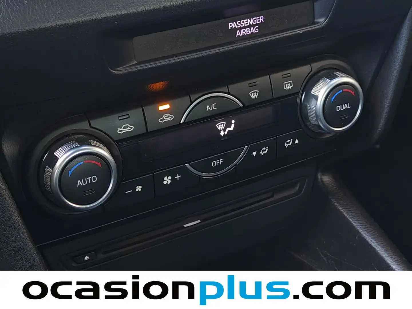 Foto Mazda Mazda3 Mazda Mazda 3 2.2 DE MT Luxury SportSedan (150 CV)