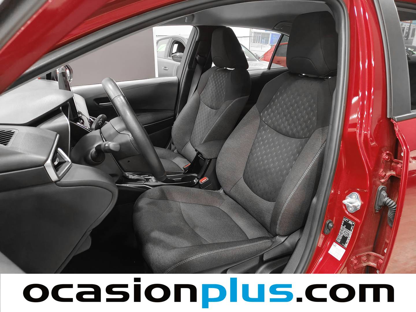 Foto asientos delanteros Toyota Corolla Toyota Corolla 140H Style (140 CV)