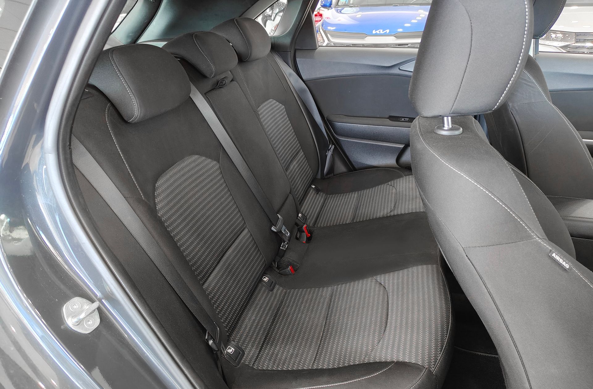 Kia Ceed 1.6 MHEV iMT Drive - foto 18