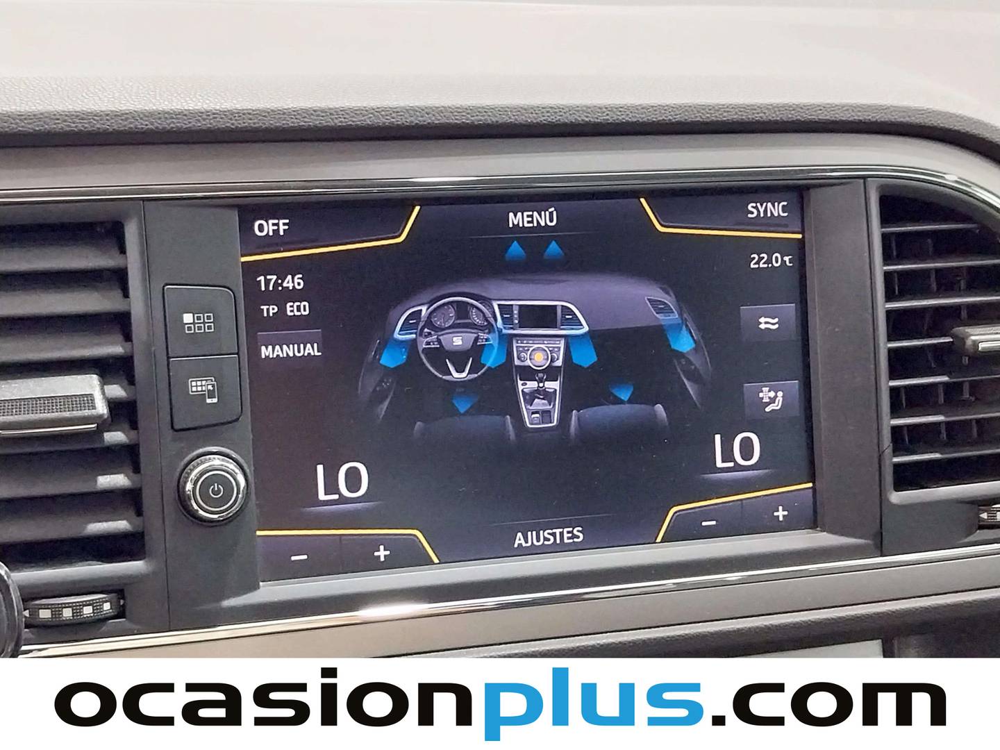 Foto Seat León SEAT León ST 1.8 TSI S&S X-perience Titan Desert 4Drive DSG (180 CV)