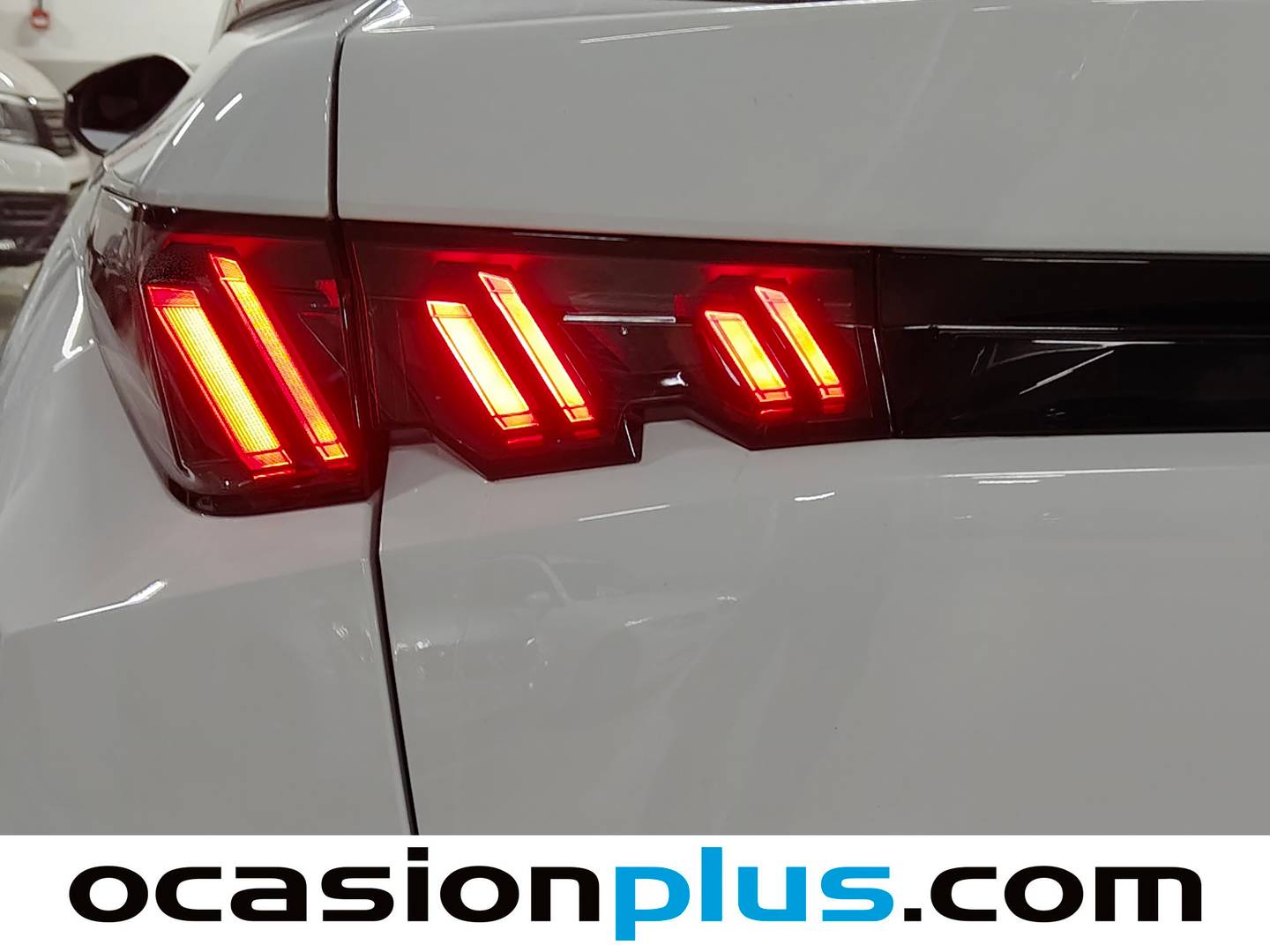 Acabados Peugeot 3008 Peugeot 3008 Hybrid 145 Allure eDCS6 (145 CV)