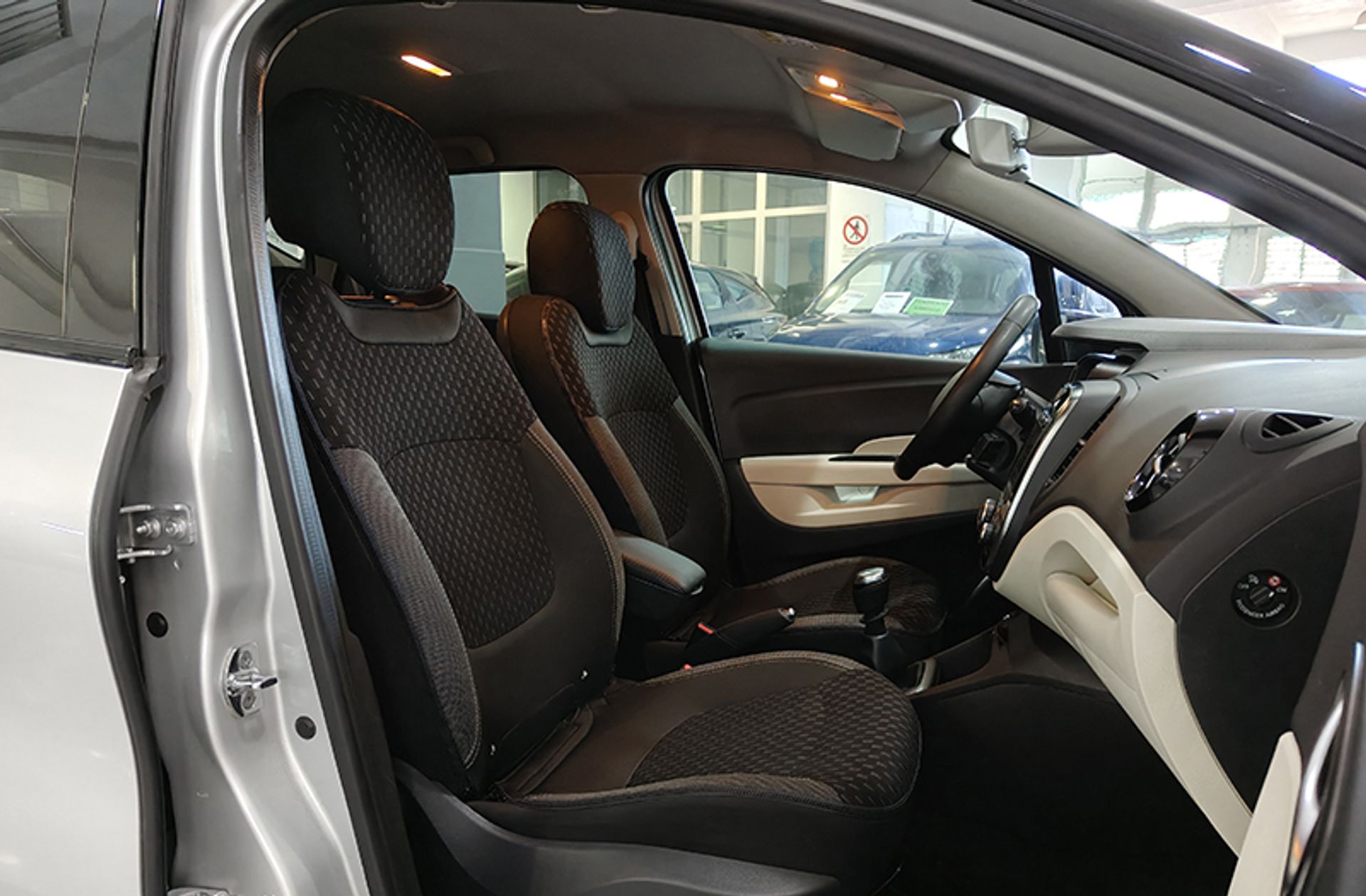 Peugeot 2008 BlueHDi 120 Crossway - foto 18
