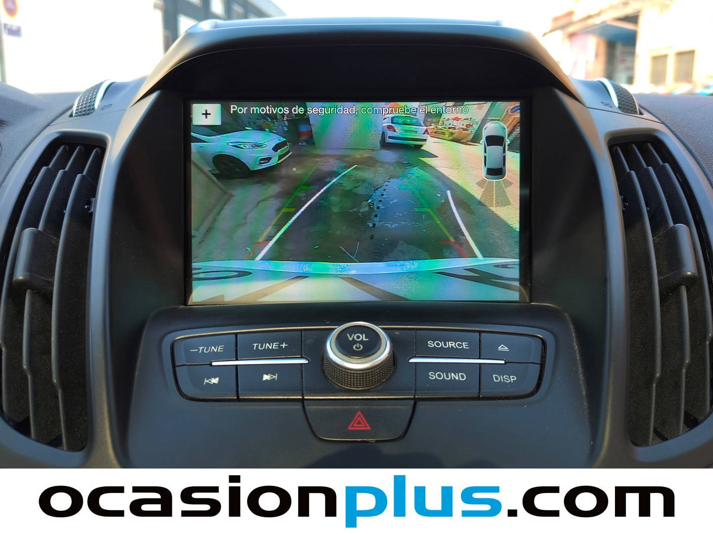 Acabados Ford Kuga Ford Kuga 1.5 TDCI S&S Titanium 4x2 Auto  (120 CV)