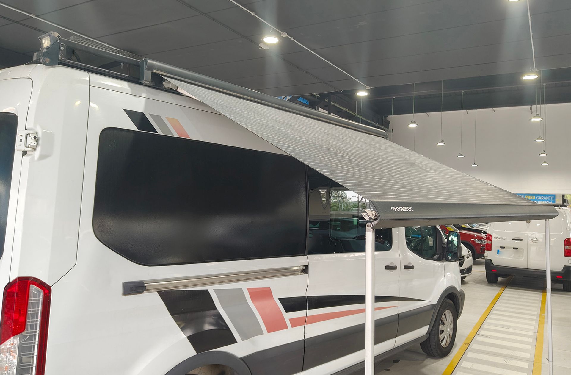 Ford Transit Furgon 350 DC L3H2 Trend FWD - foto 12