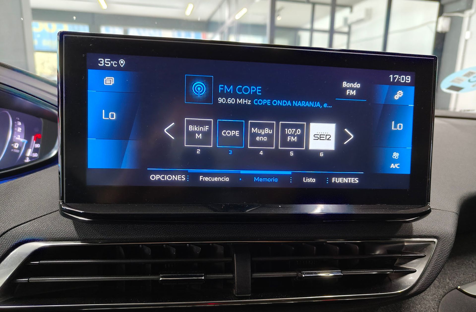 Peugeot 3008 PureTech 130 Allure Pack - foto 28