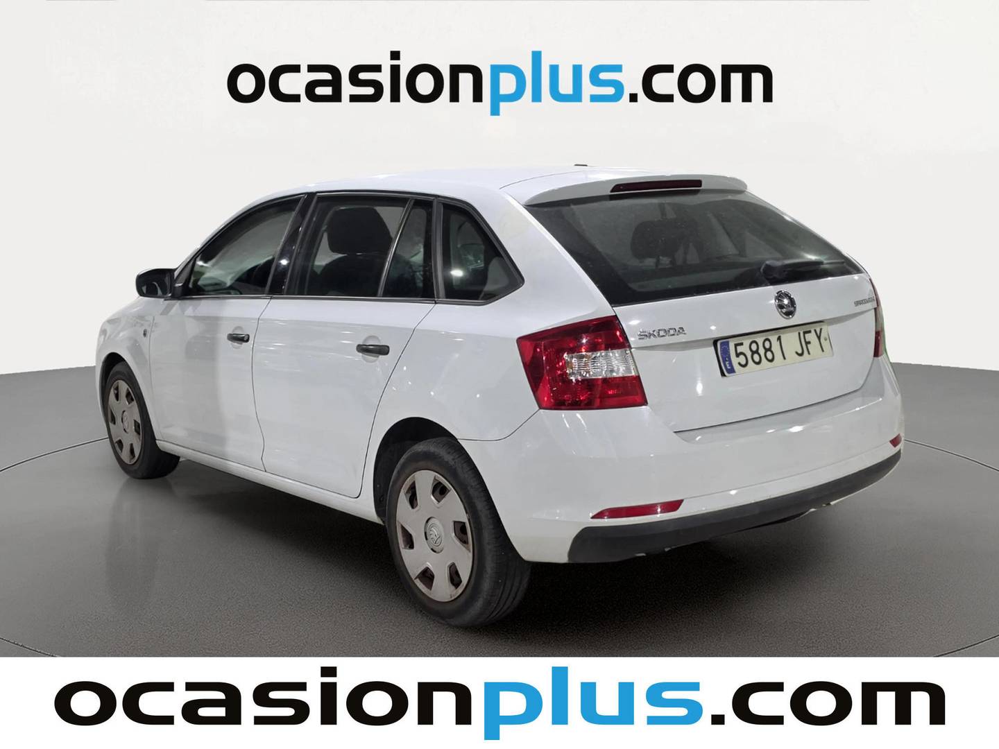 Foto trasera Skoda Spaceback Skoda Spaceback 1.6 TDI Active Green TEC (105 CV) izquierda