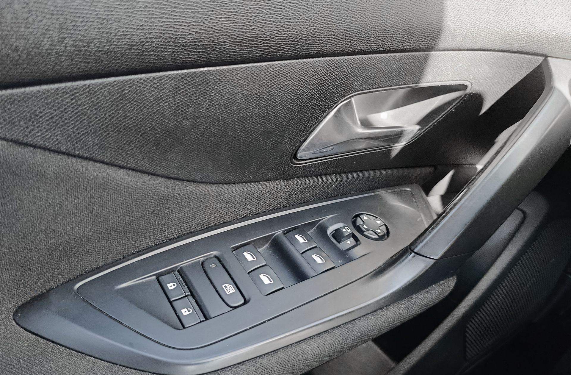 Peugeot 308 Active Pack BlueHDi - foto 32