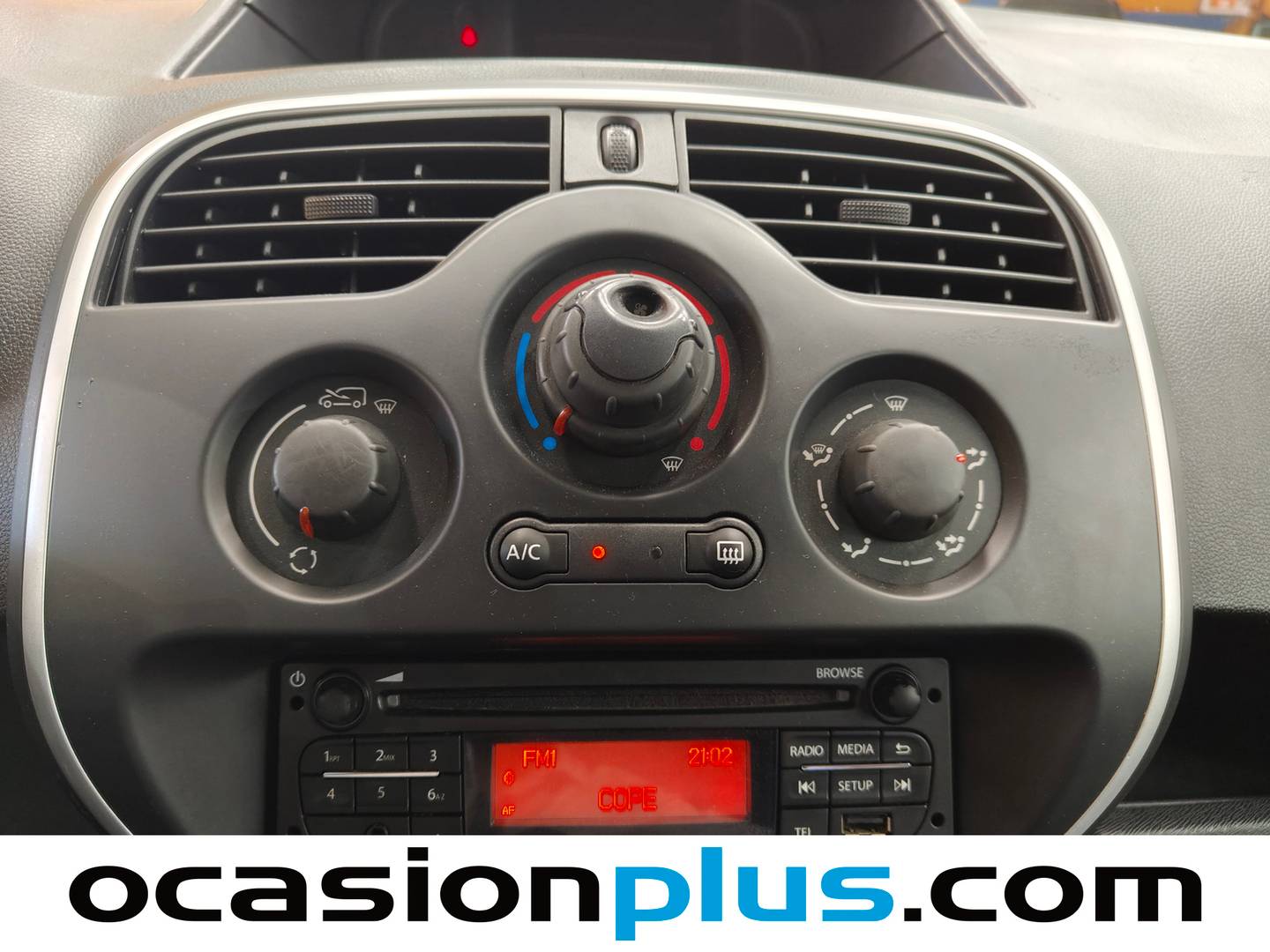 Equipamiento del Renault Kangoo Furgón Renault Kangoo Furgon Maxi Blue dCi (95 CV)