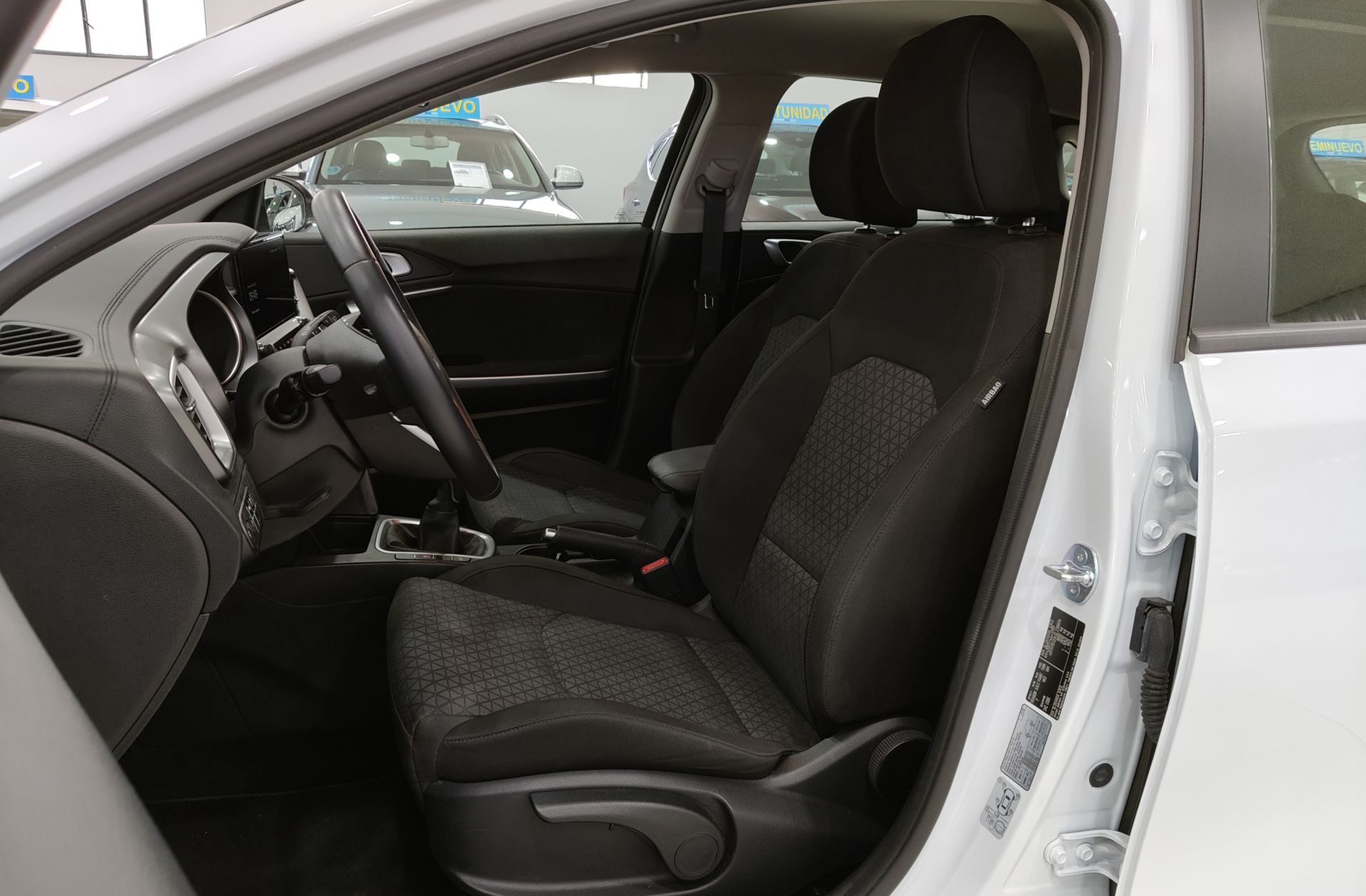Kia Ceed 1.0 T-GDi Concept - foto 11