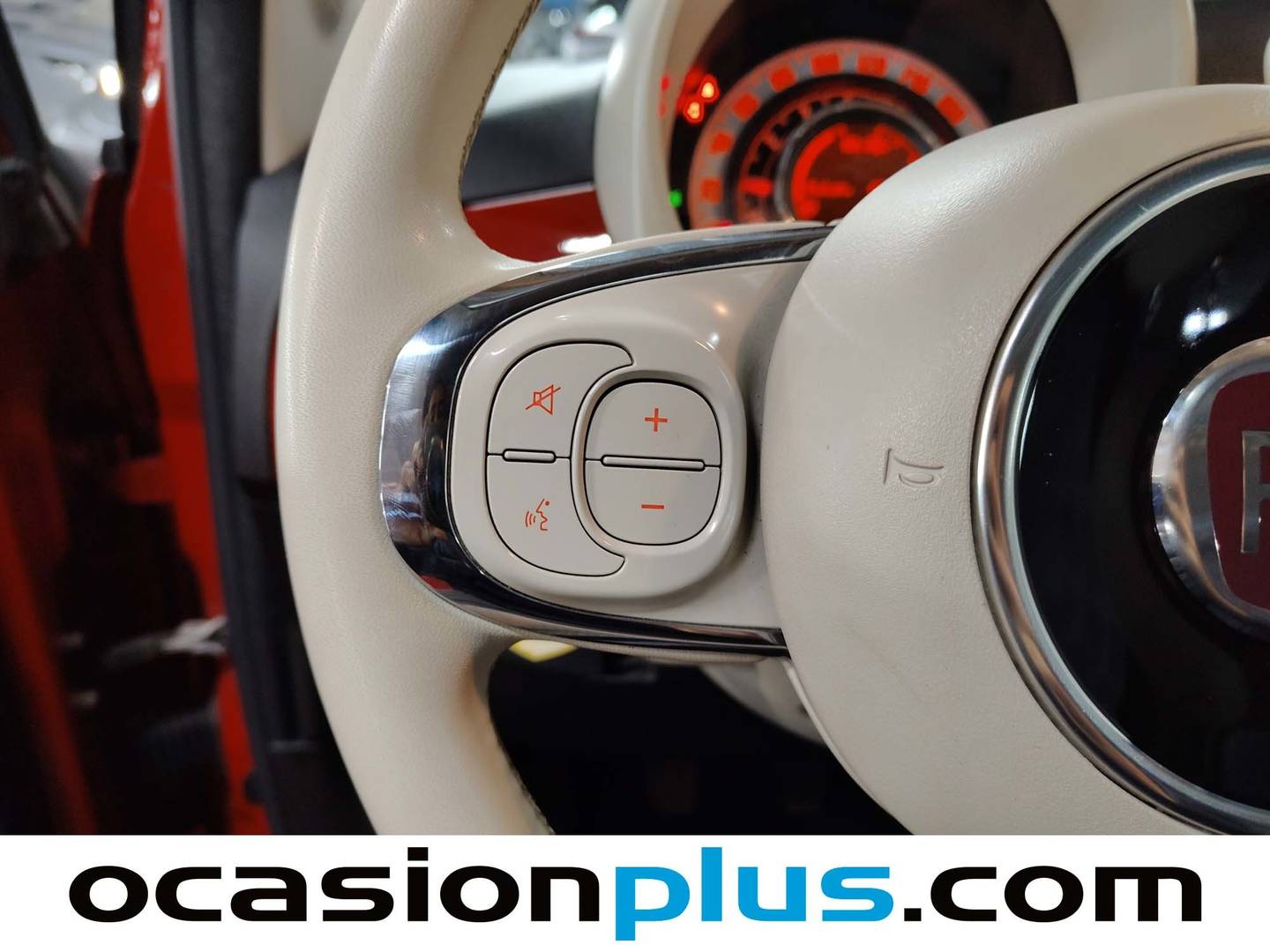 Foto Fiat 500 Fiat 500 1.2 8v Lounge  (69 CV)