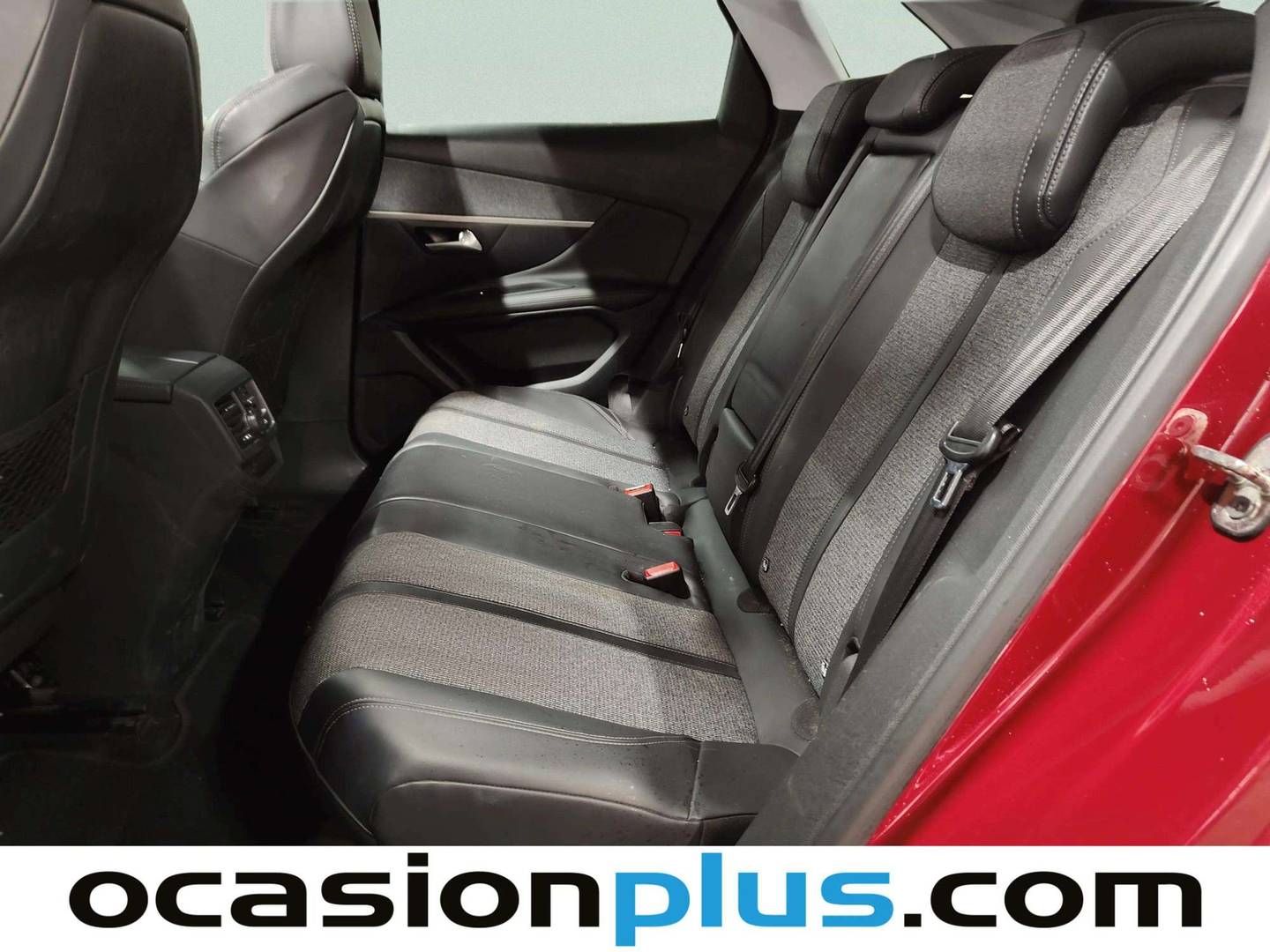 Foto asientos traseros Peugeot 3008 Peugeot 3008 PureTech 130 Allure EAT6 (130 CV)