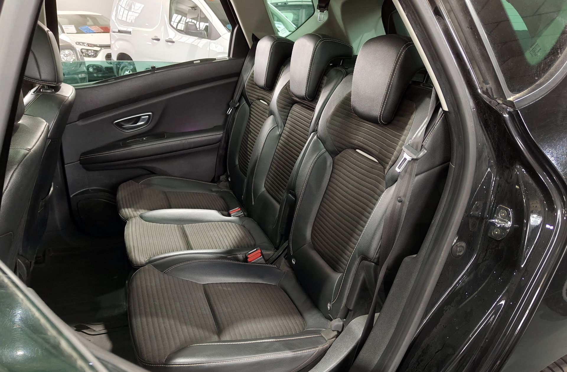 Renault Scénic Zen TCe GPF - foto 13