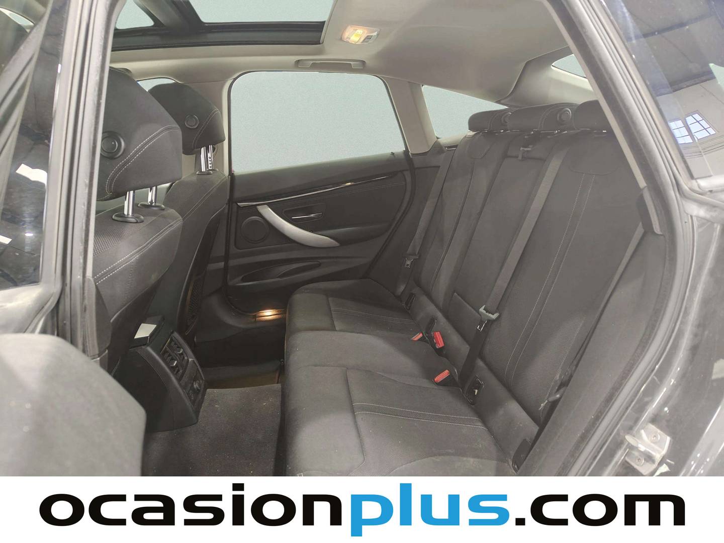 Foto asientos traseros BMW Serie 3 BMW Serie 3 318d Gran Turismo (150 CV)