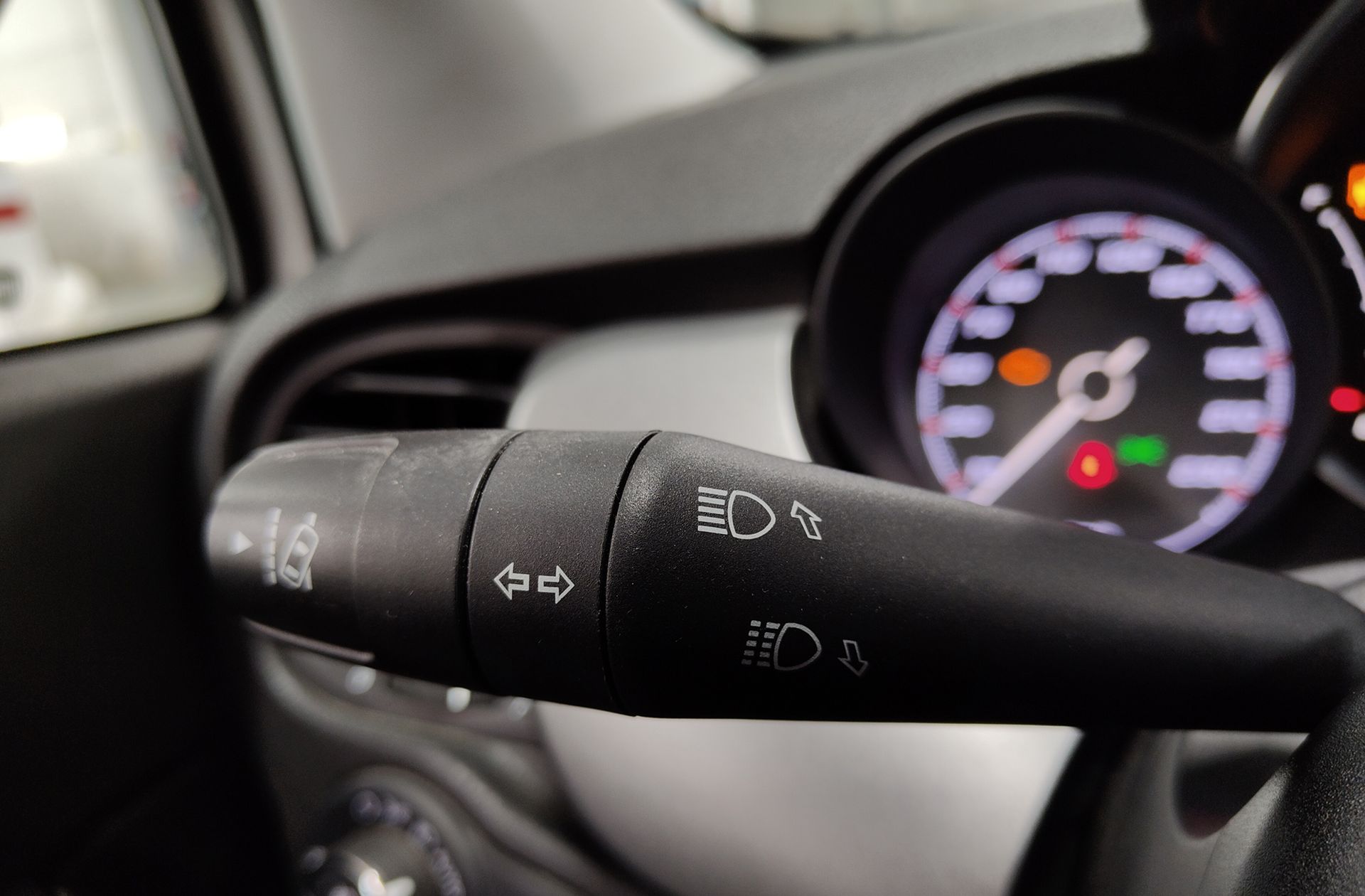 Fiat 500X Sport 1.6 MultiJet - foto 27