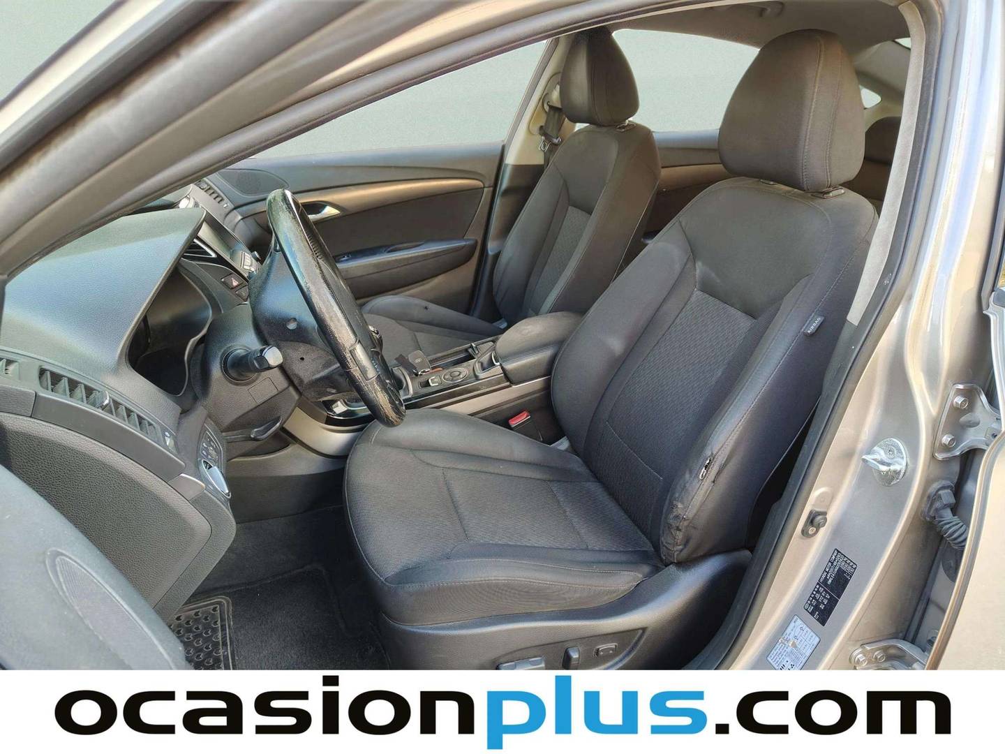 Foto asientos delanteros Hyundai i40 Hyundai i40 1.7 CRDI BlueDrive Tecno (115 CV)