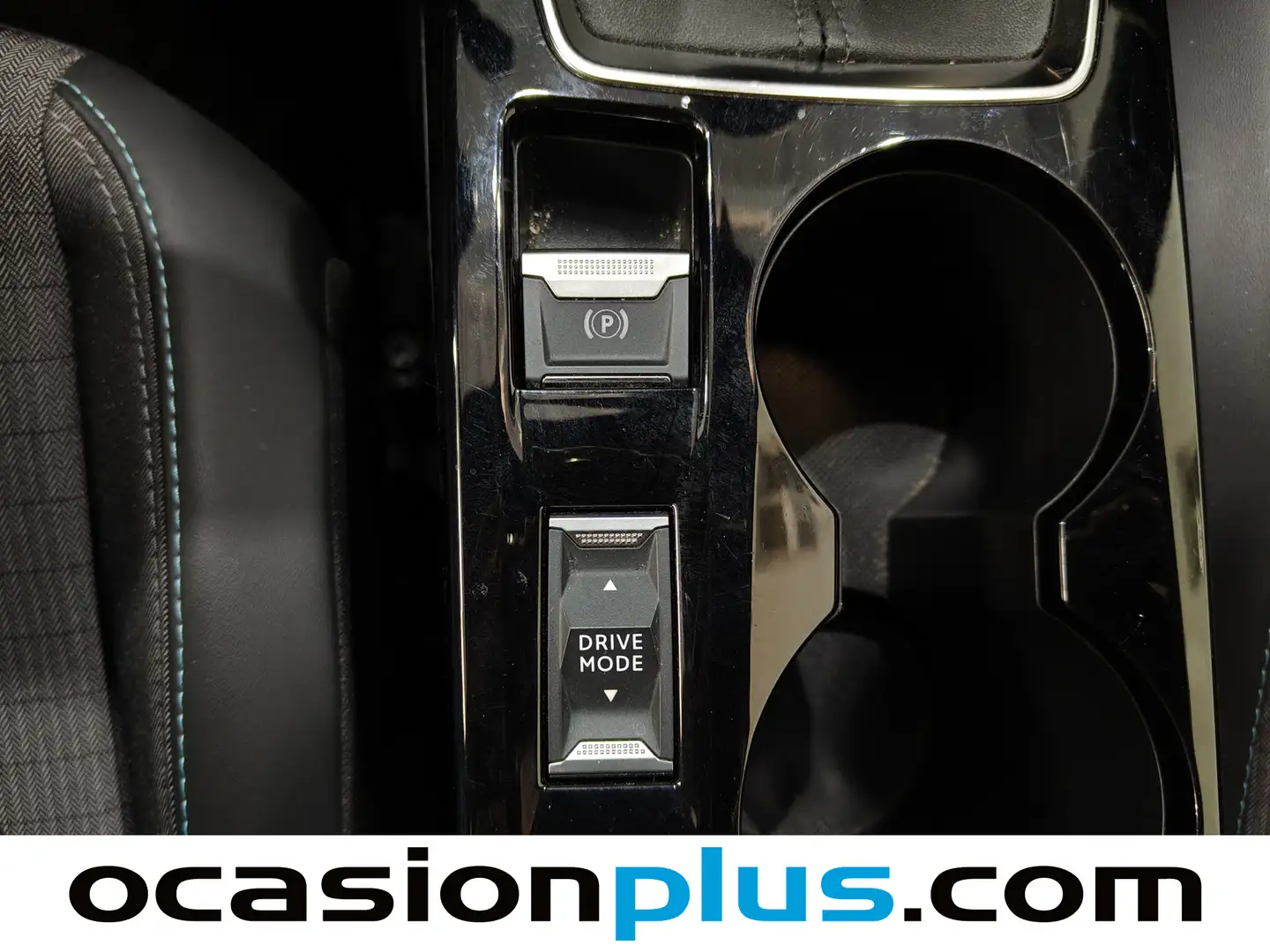 Foto Peugeot 2008 Peugeot 2008 PureTech 100 S&S Allure  (100 CV)