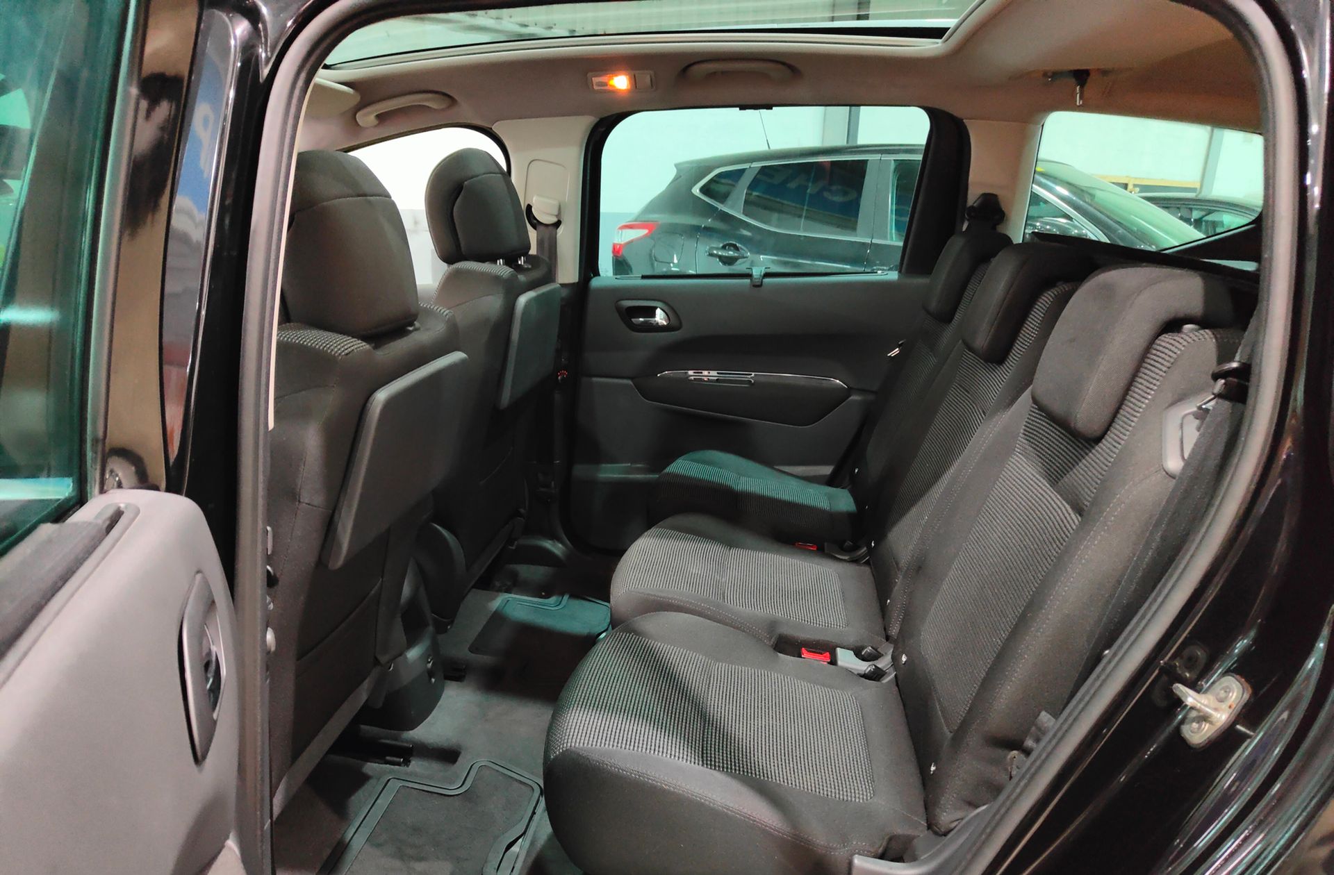 Peugeot 5008 1.6 THP Sport Pack - foto 12