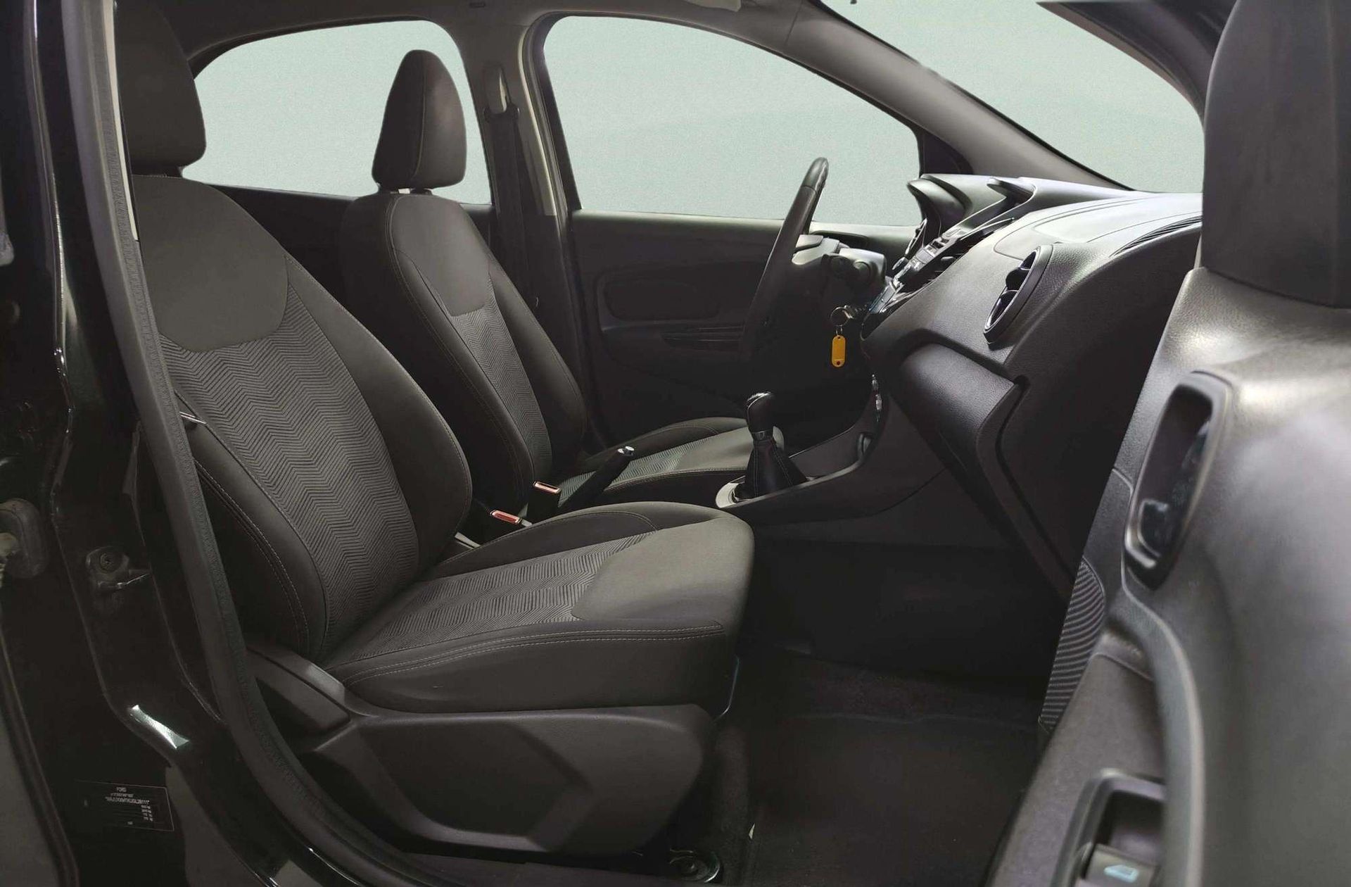 Ford Ka+ 1.2 Ti-VCT Ultimate - foto 15
