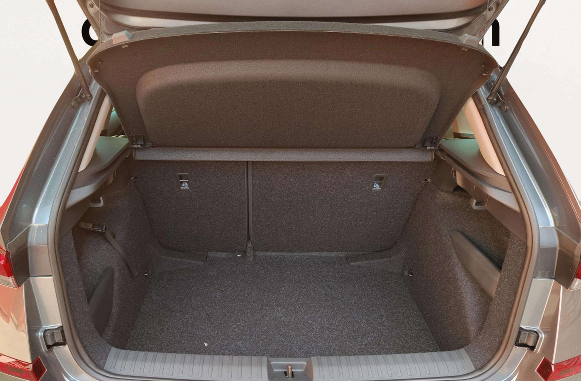 Škoda Kamiq 1.0 TSI Selection DSG - foto 16