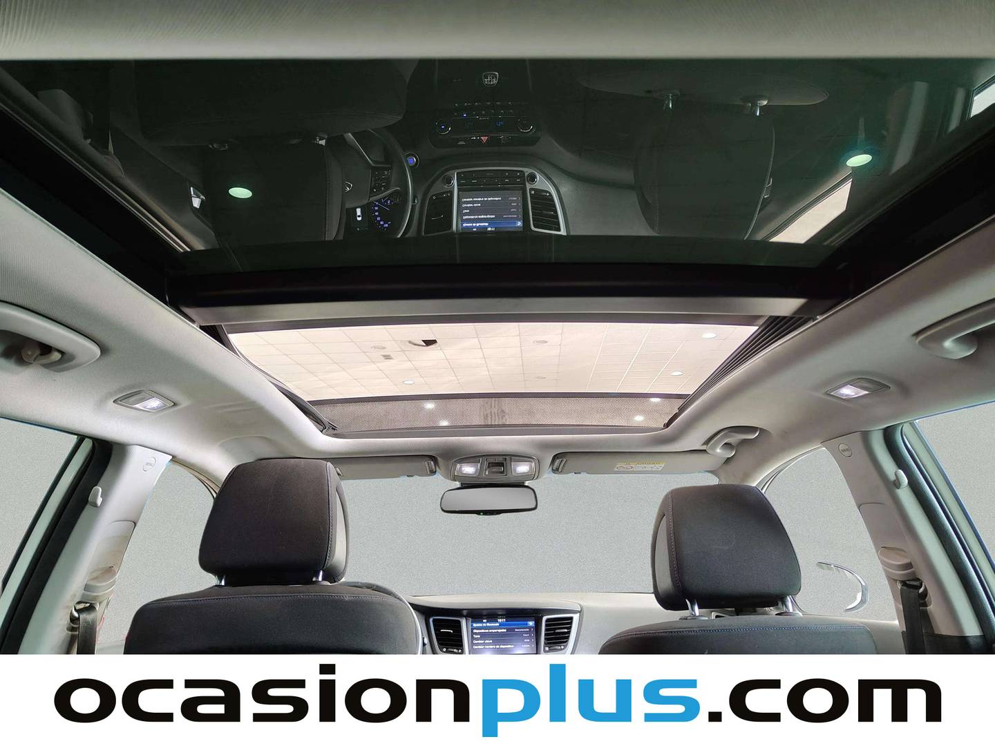 Extras y acabados del Hyundai Tucson Hyundai Tucson 1.7 CRDI BlueDrive Tecno Sky 4x2 (115 CV)