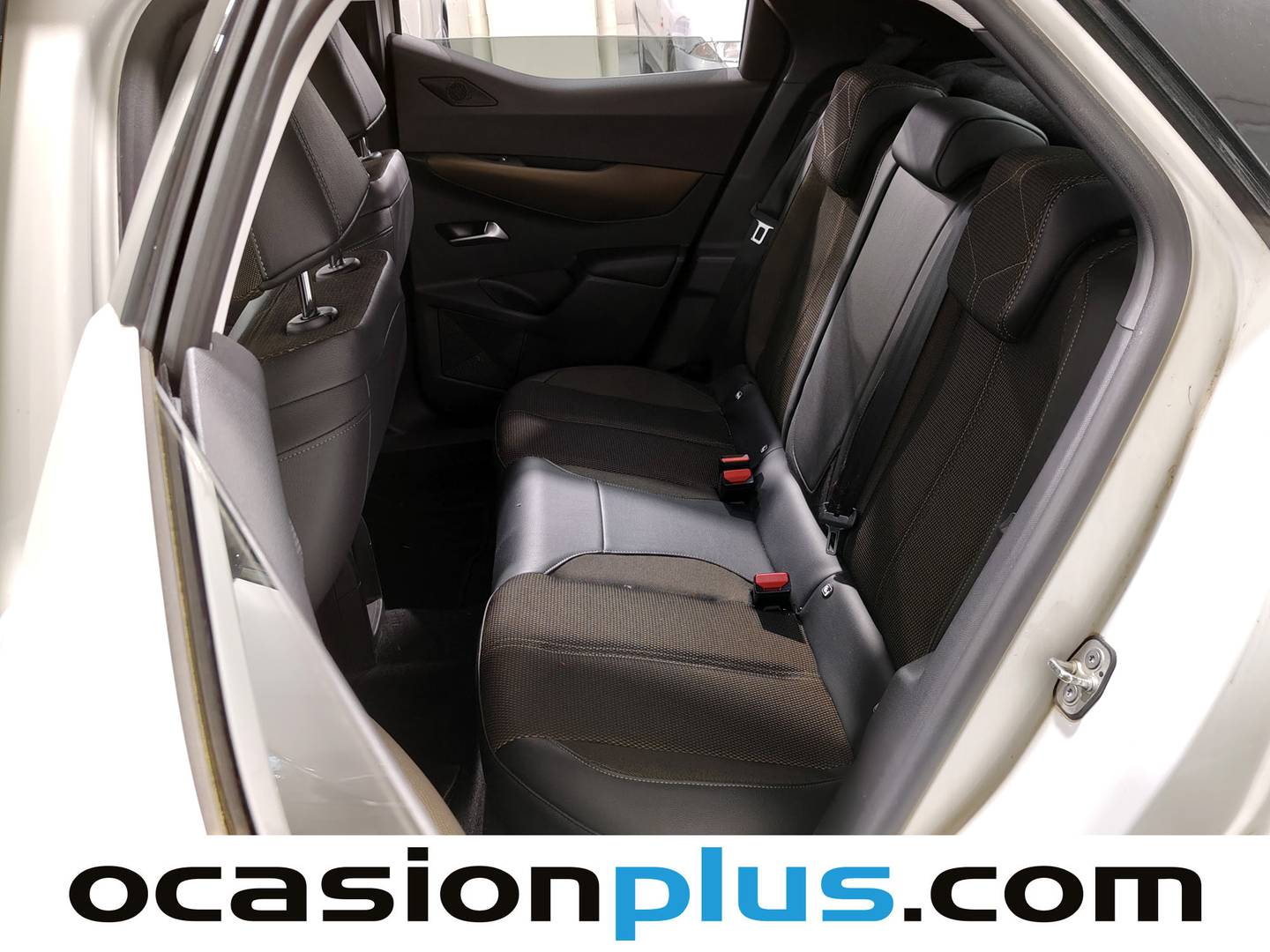 Foto asientos traseros DS DS 3 Crossback DS DS3 Crossback BlueHDi 100 So Chic (100 CV)