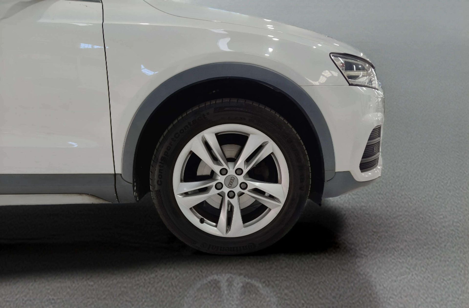 Audi Q3 design edition 2.0 TDI - foto 39