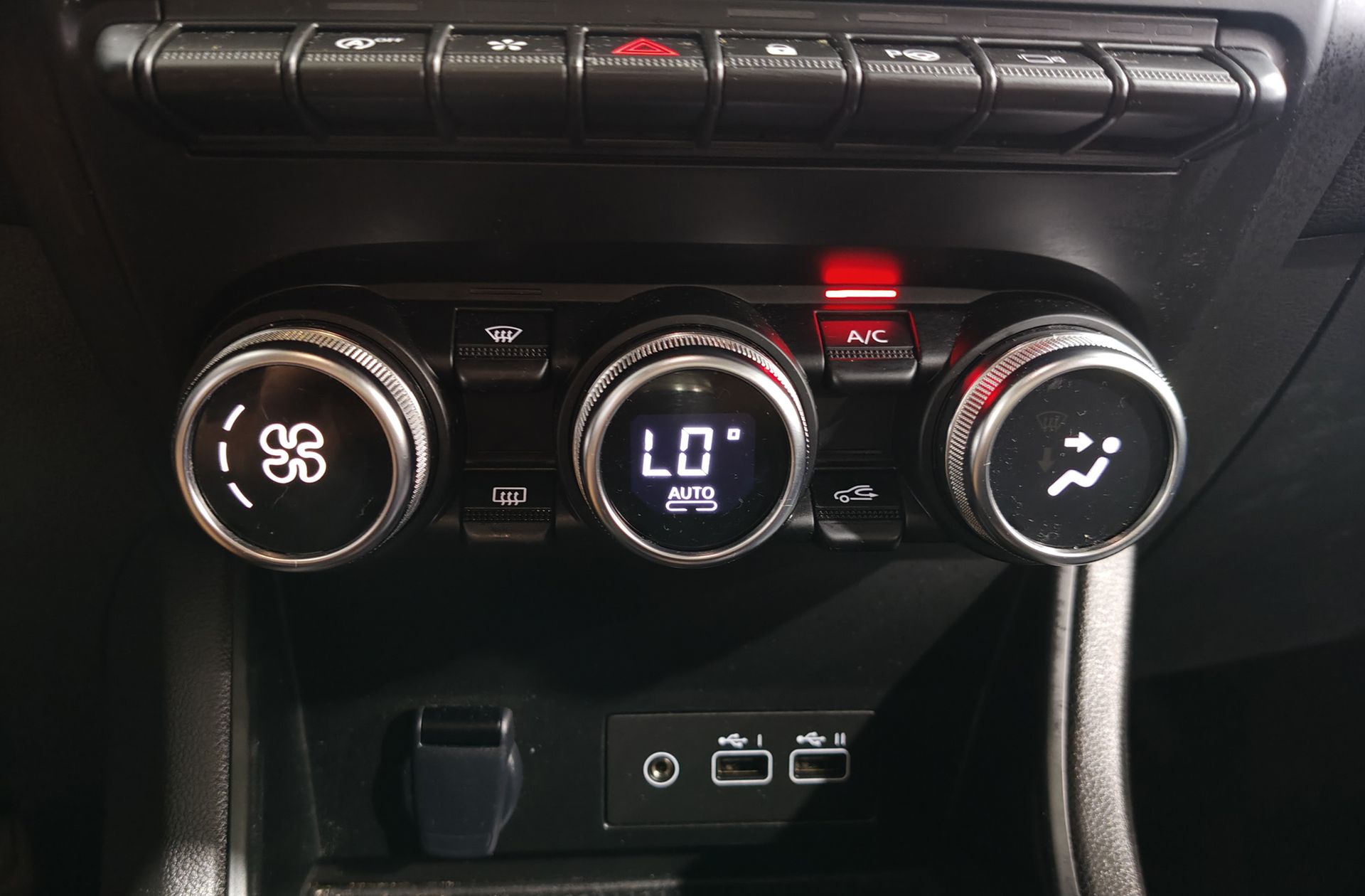 Renault Captur Techno TCe - foto 31