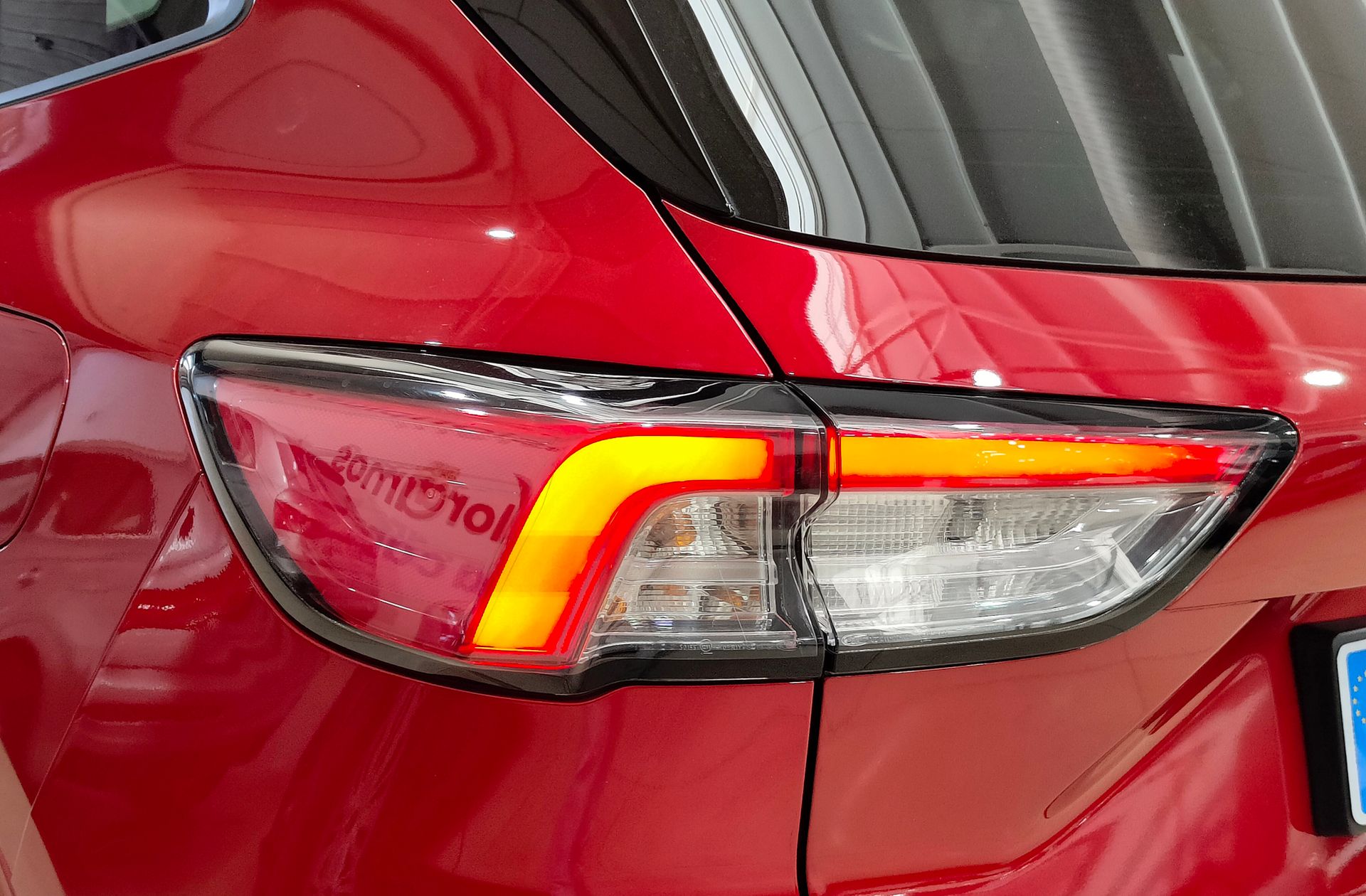 Ford Kuga 2.5 Duratec PHEV ST-Line X - foto 17