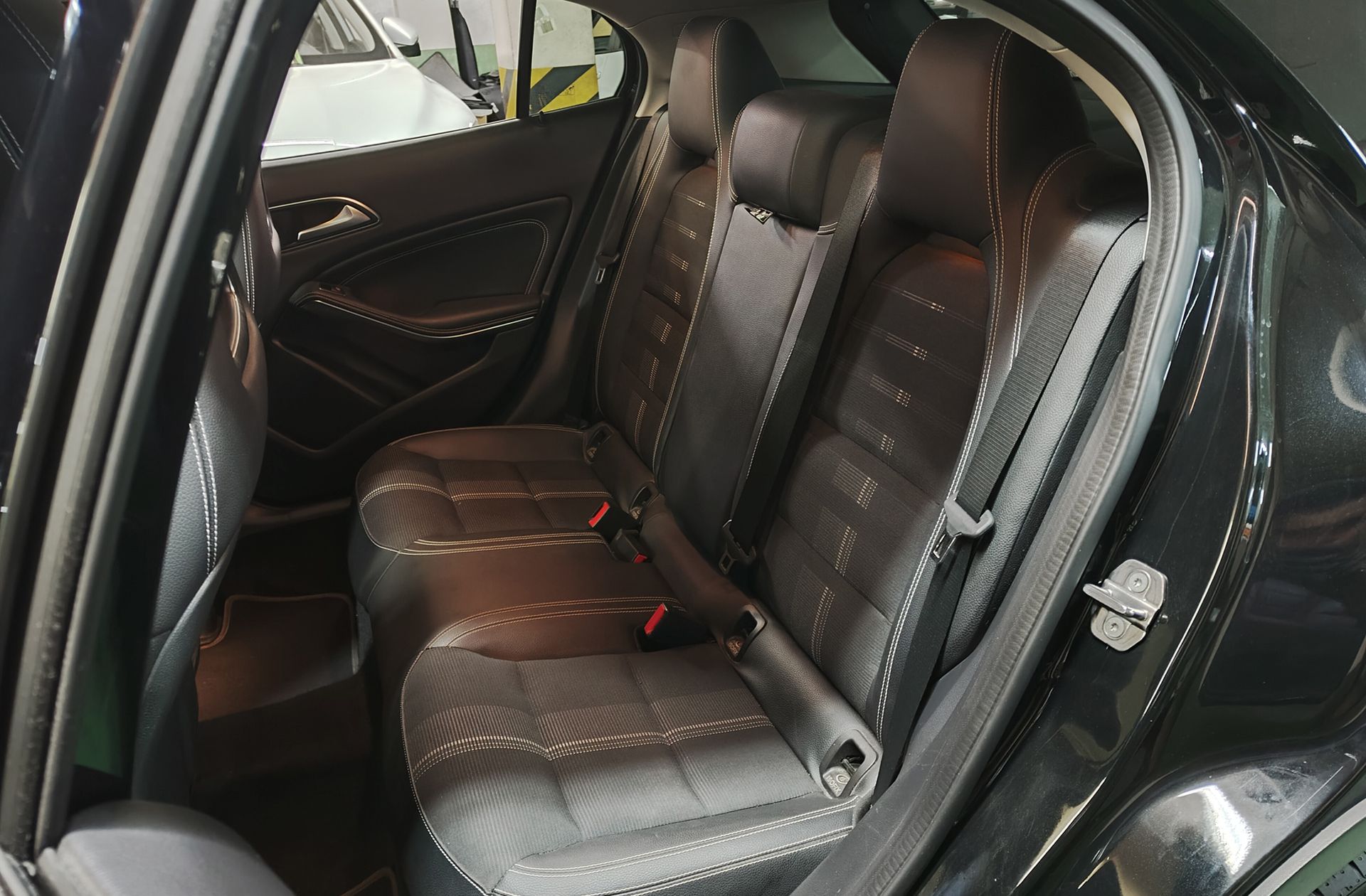 Mercedes-Benz GLA 220 d - foto 11
