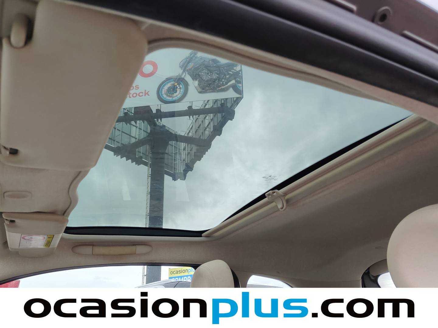 Extras y acabados del Fiat 500 Fiat 500 1.2 8v Lounge (69 CV)