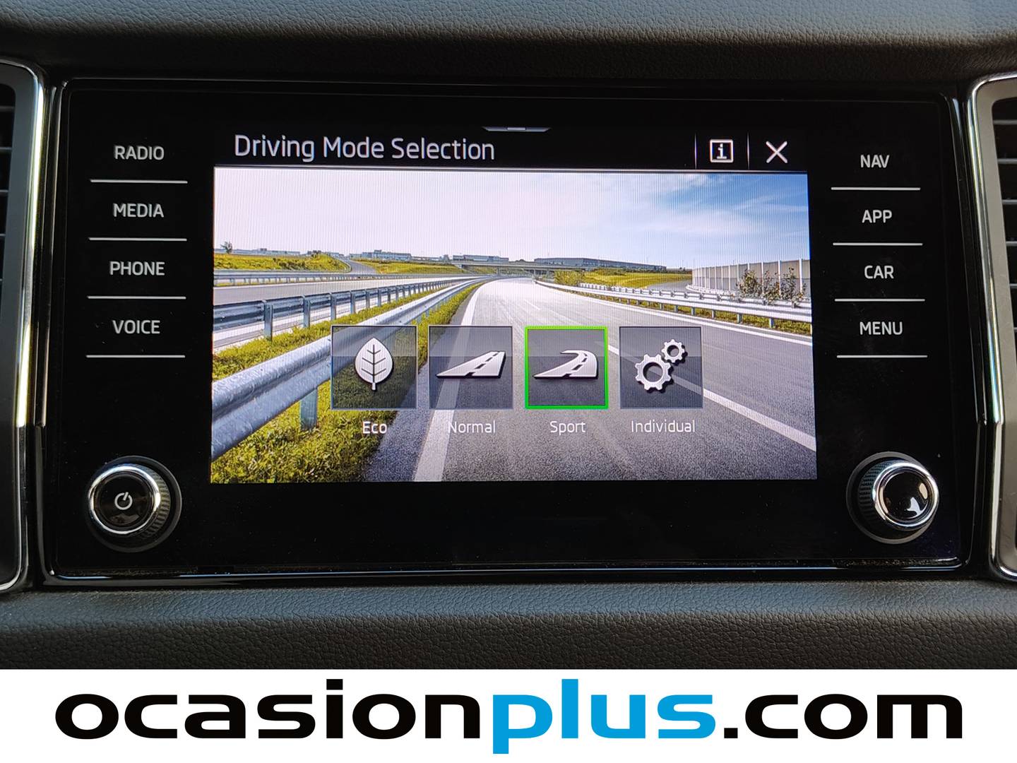 Skoda Kodiaq Skoda Kodiaq 1.5 TSI Ambition 4x2 (150 CV) 7 plazas 2022