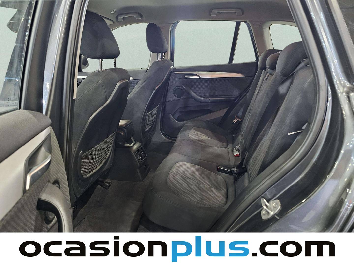 Foto asientos traseros BMW X1 BMW X1 sDrive18d Business (150 CV)
