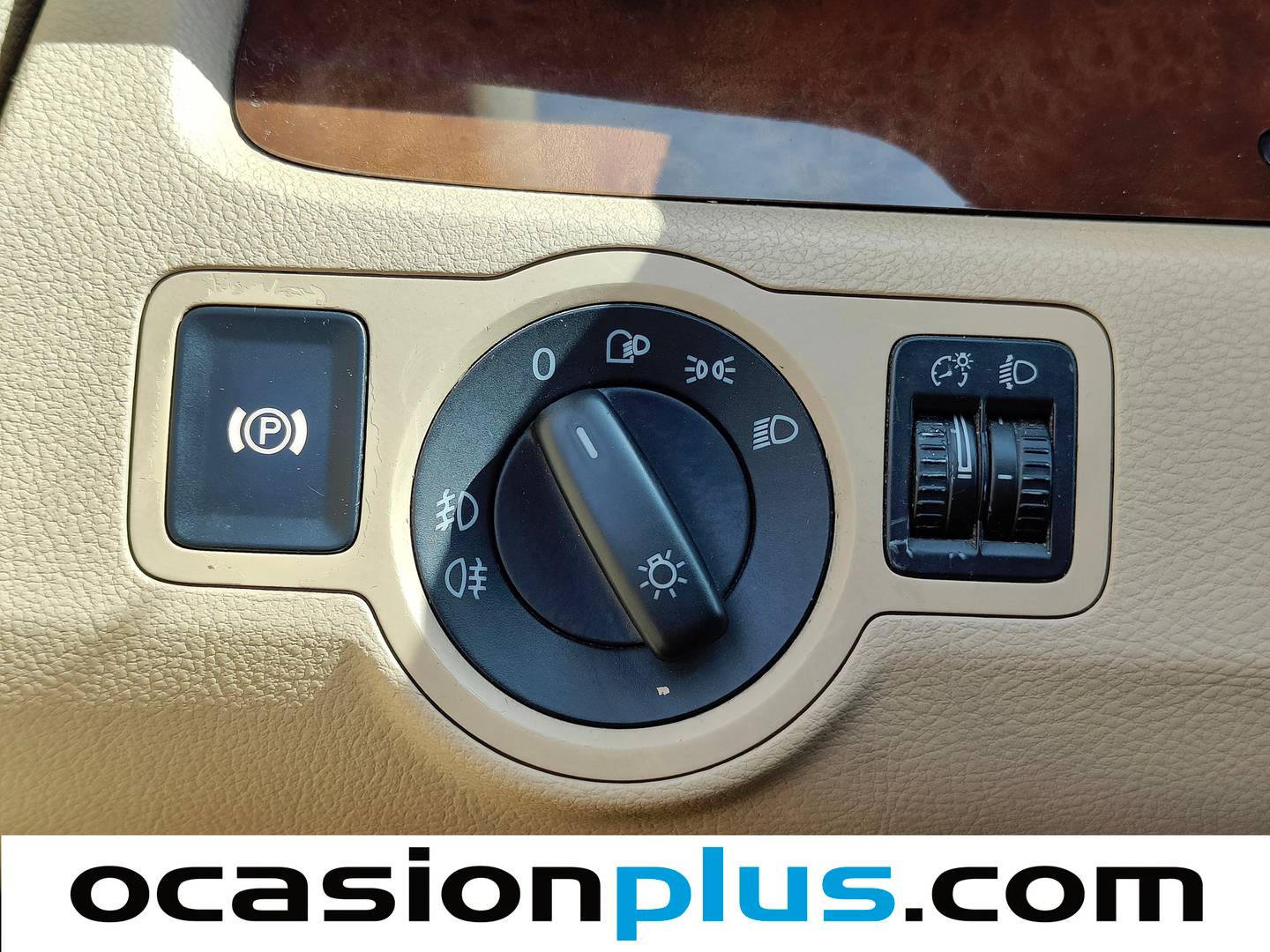 Extras y acabados del Volkswagen Passat Volkswagen Passat Highline 2.0 TDI (140 CV)