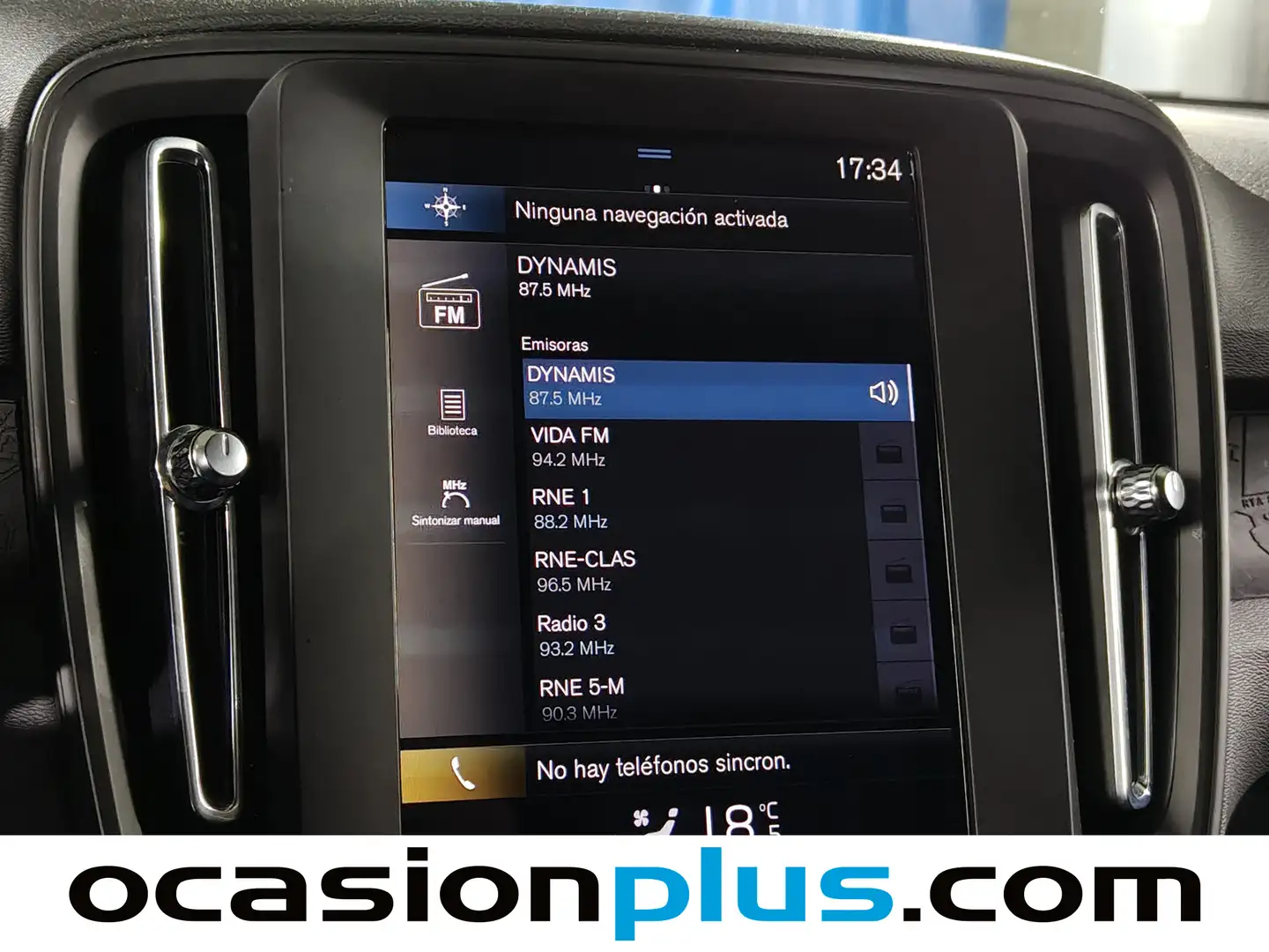 Foto Volvo XC40 Volvo XC40 T2 Momentum Core (129 CV)