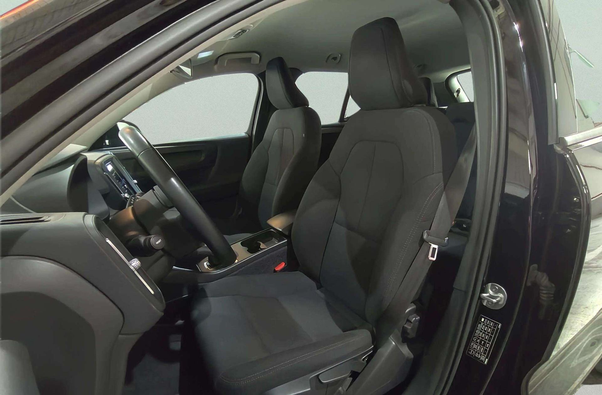 Volvo XC40 T2 Essential - foto 10