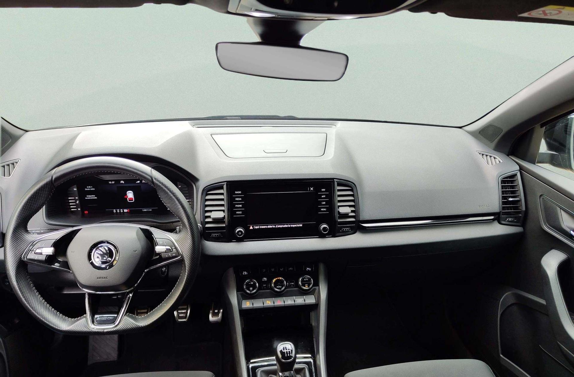 Škoda Karoq 1.5 TSI ACT Sportline - foto 6