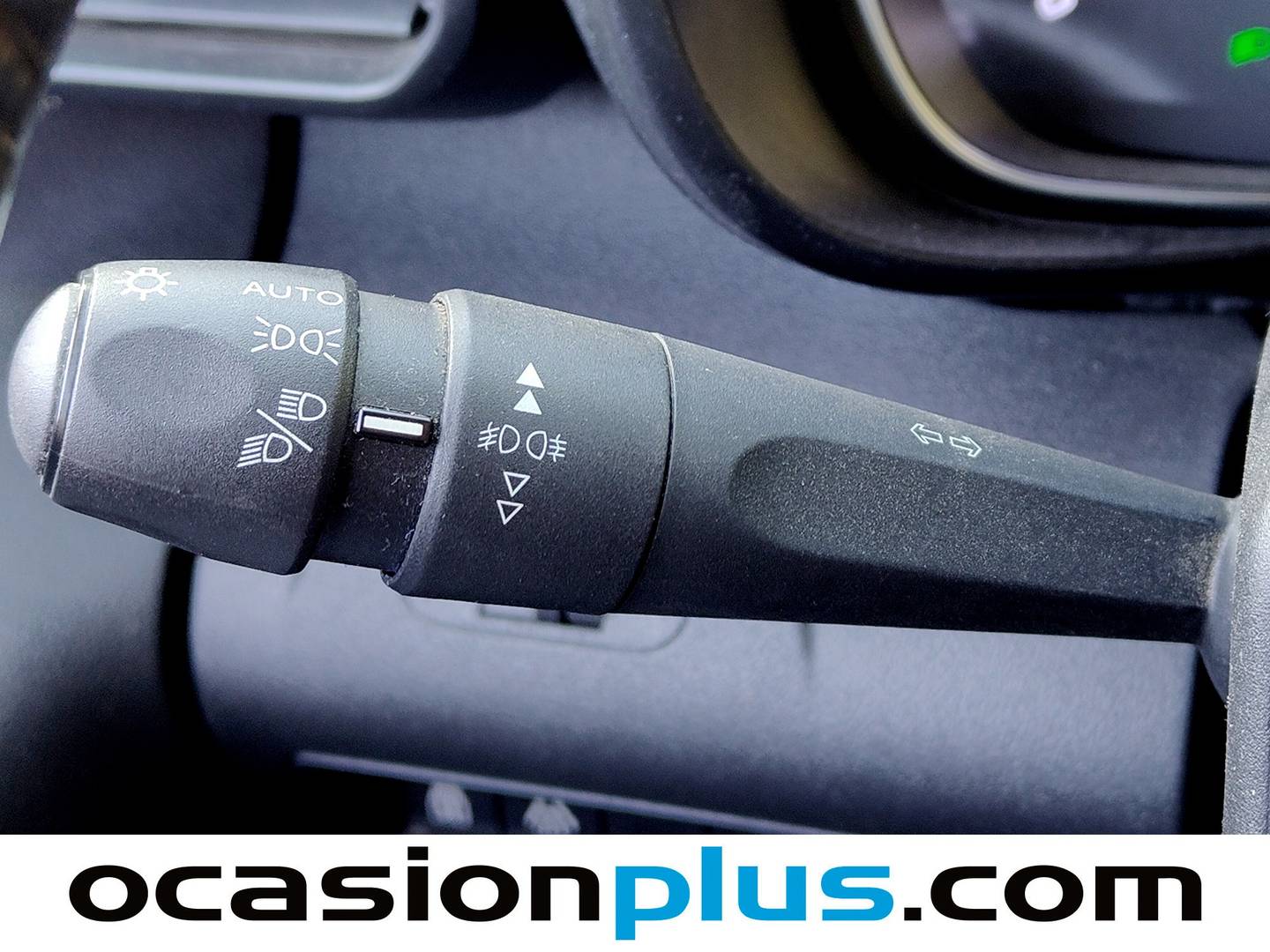 Extras del Citroën Berlingo Citroën Berlingo BlueHDi 130 S&S Talla M Shine (130 CV)