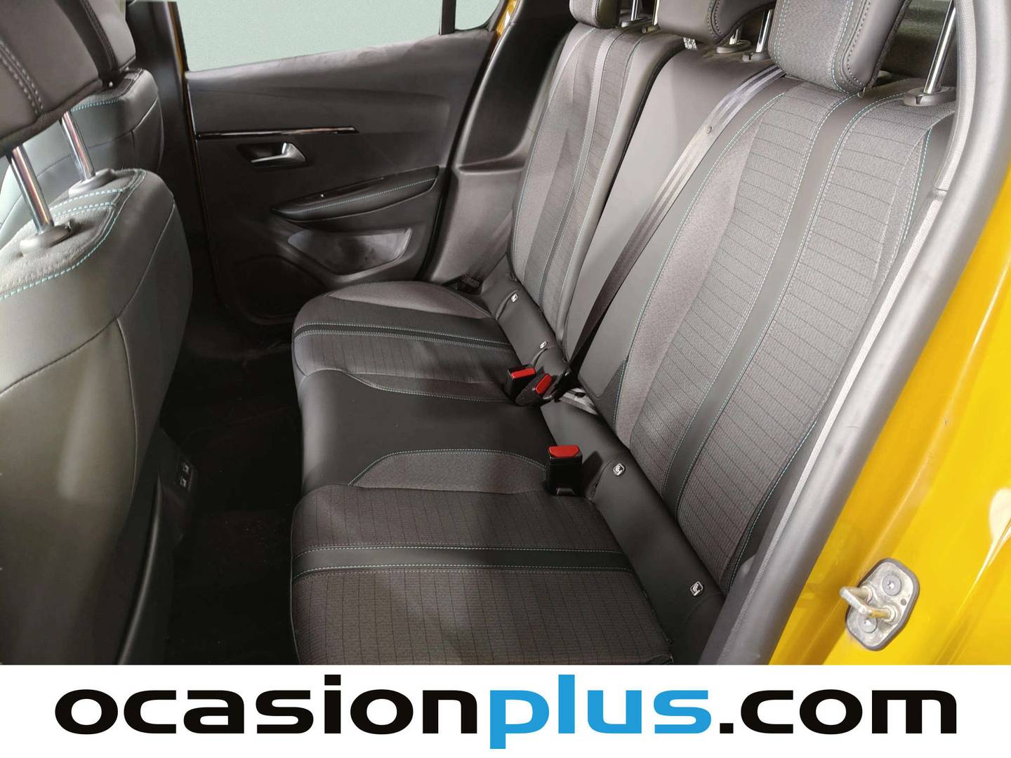Foto asientos traseros Peugeot 208 Peugeot 208 PureTech 130 Allure Pack EAT8 (130 CV)