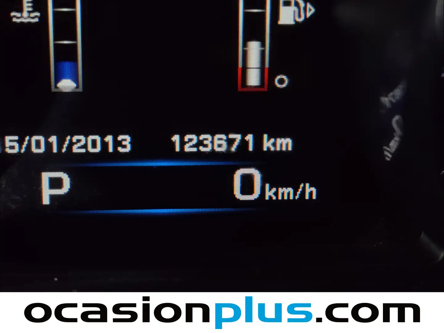 Foto Jaguar XE Jaguar XE 2.0 Diesel Pure RWD Auto (180 CV)