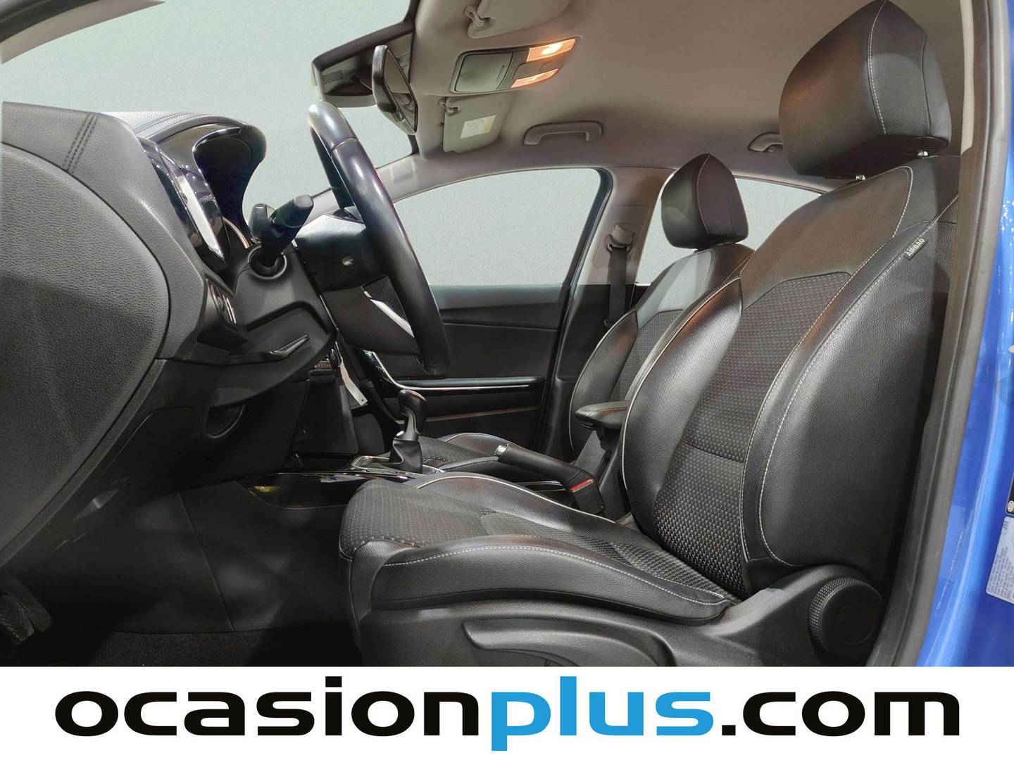Foto asientos delanteros KIA Ceed KIA Ceed 1.6 CRDi Tech (115 CV)