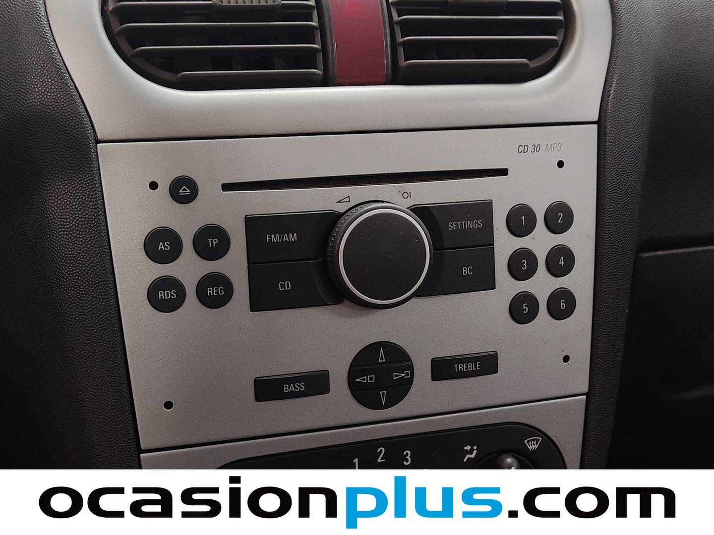 Equipamiento del Opel Corsa Opel Corsa 1.3 CDTI First (70 CV)
