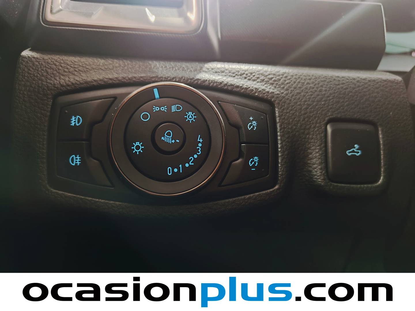 Extras del Ford Ranger Ford Ranger Pickup 2.0 Ecoblue Doble Cabina Raptor 4x4 AT (213 CV)