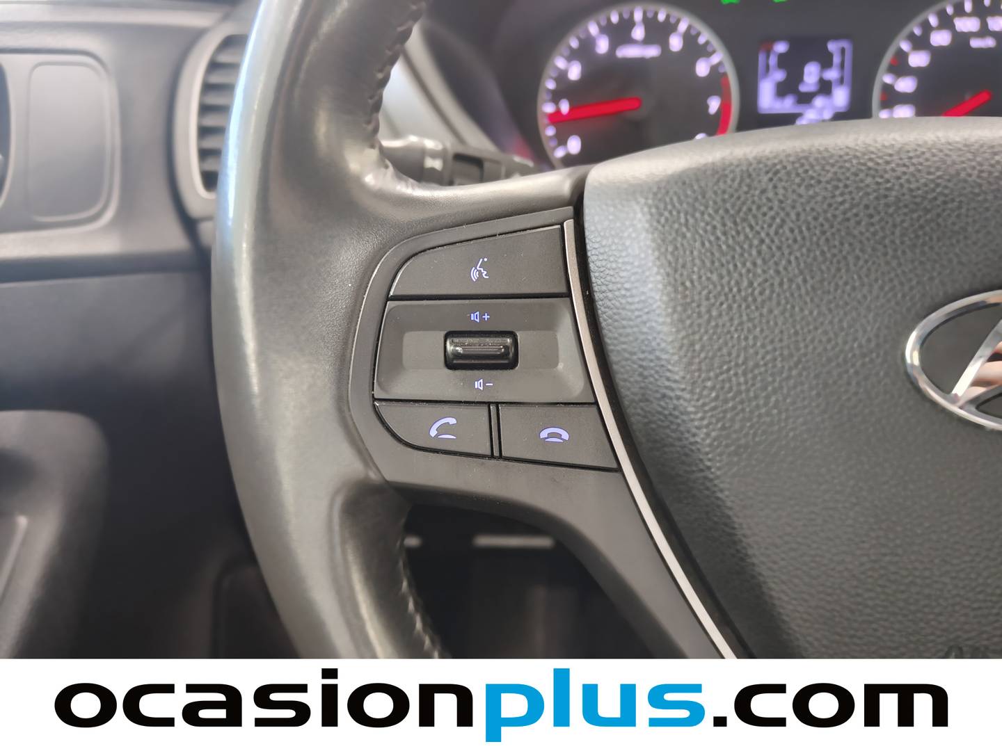Hyundai i20 Hyundai i20 1.2 MPI Essence (75 CV) seminuevo