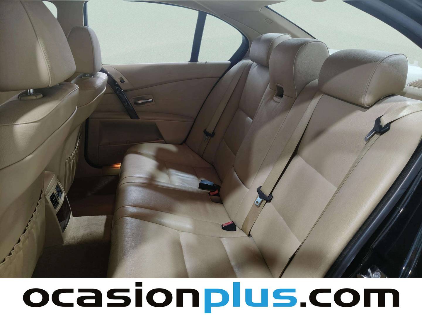 Foto asientos traseros BMW Serie 5 BMW Serie 5 525i (192 CV)